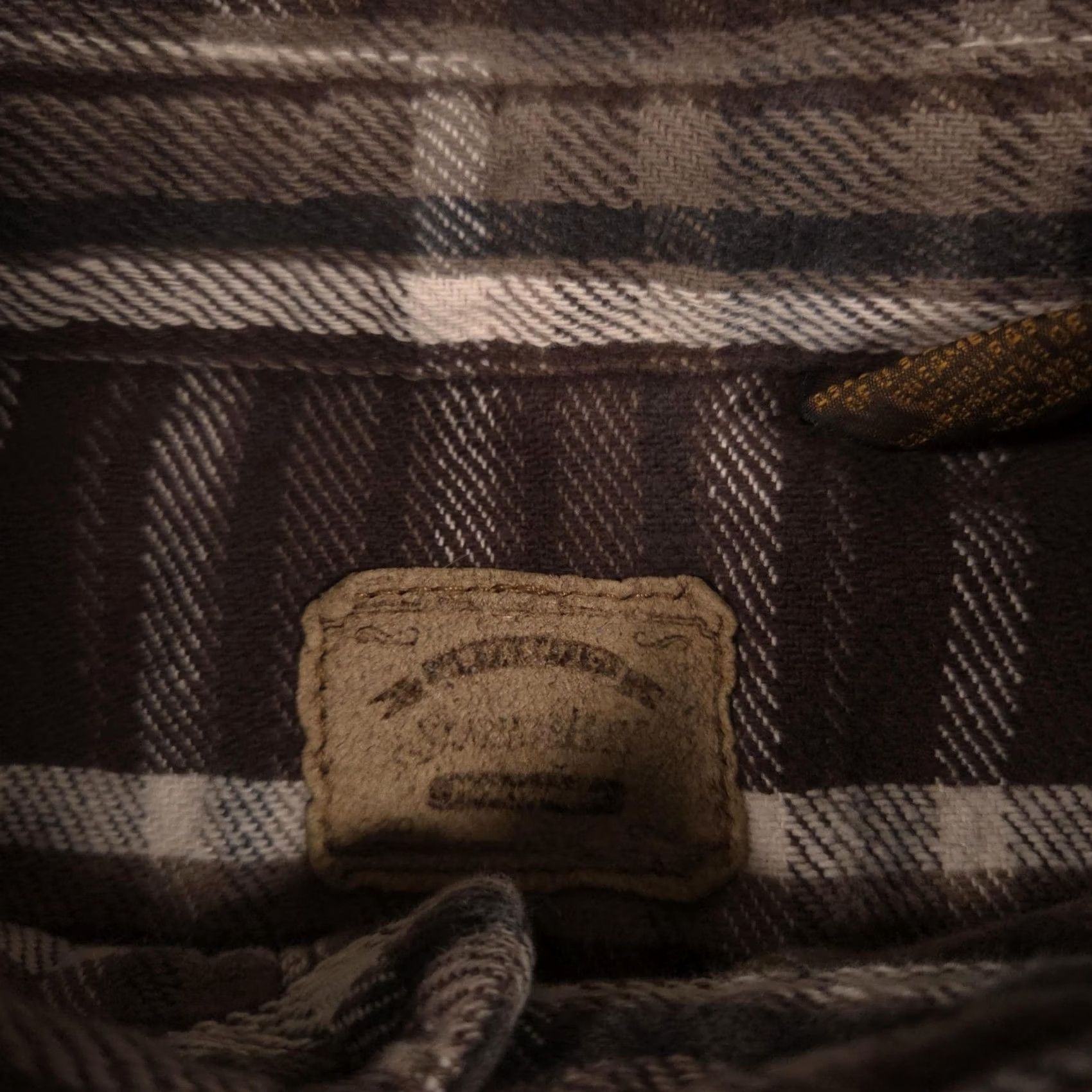 Duluth Trading Company Duluth Trading Co Shirt Mens XL Brown Plaid Flannel Button Front Long Sleeve Size US XL / EU 56 / 4 - 6 Thumbnail