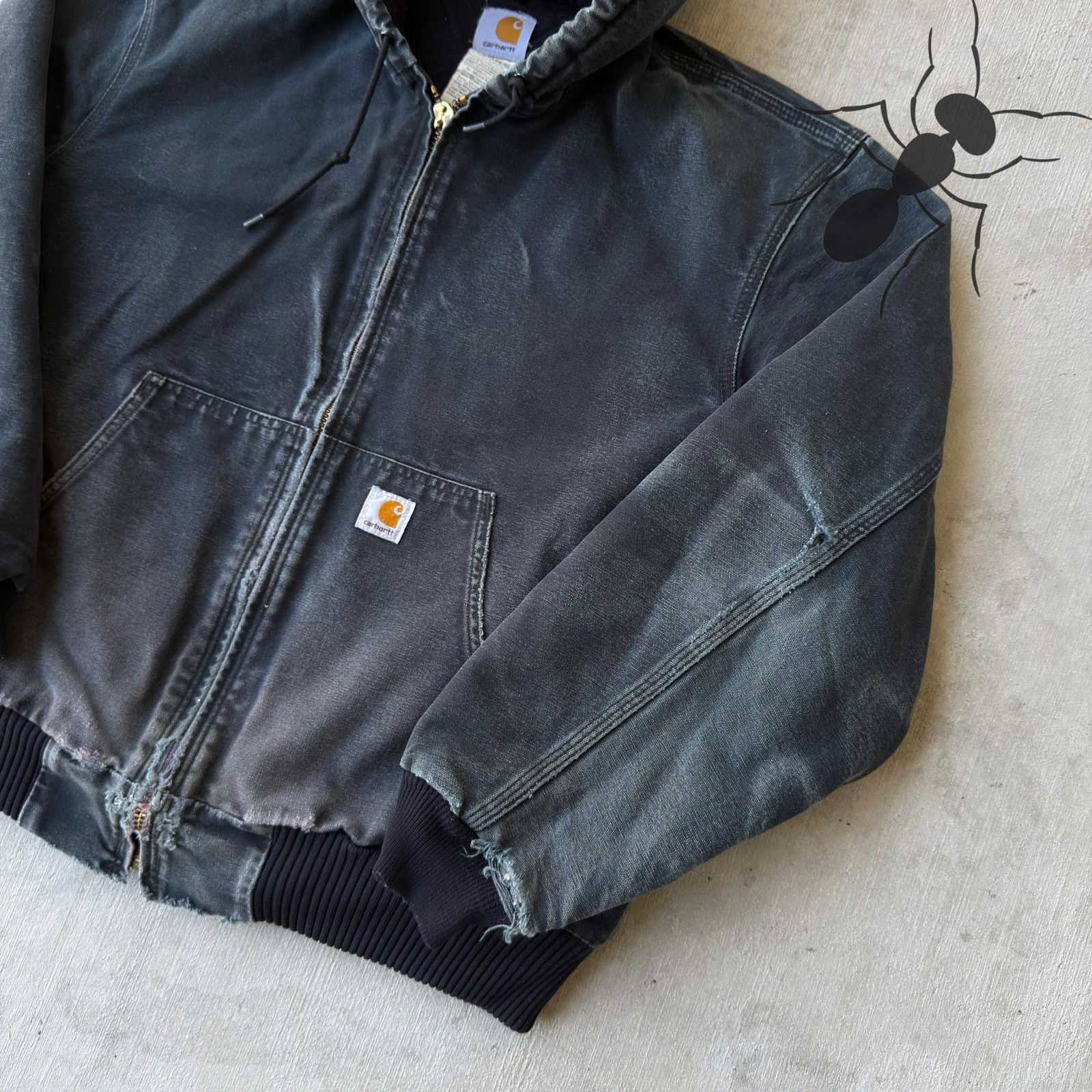Carhartt × Vintage Carhartt J140 BLK faded black hooded work wear jacket Size US L / EU 52-54 / 3 - 4 Thumbnail