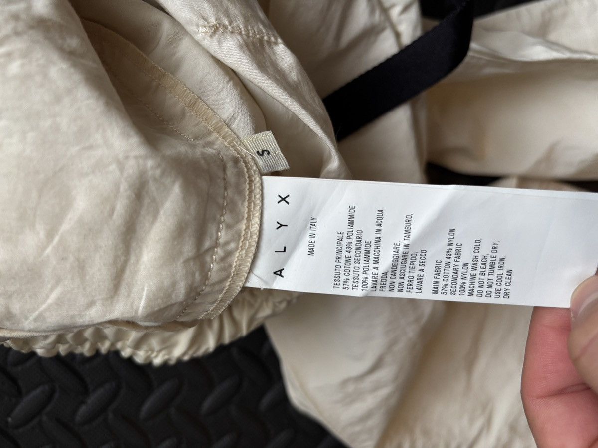 1017 ALYX 9SM 1017 Alyx 9SM Cream Nylon Holster Cargo Trouser Pants Sz S Size US 30 / EU 46 - 10 Thumbnail