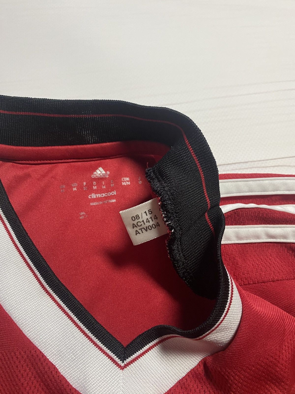 Adidas Manchester United 2015/16 home soccer football y2k t shirt Size US M / EU 48-50 / 2 - 4 Thumbnail