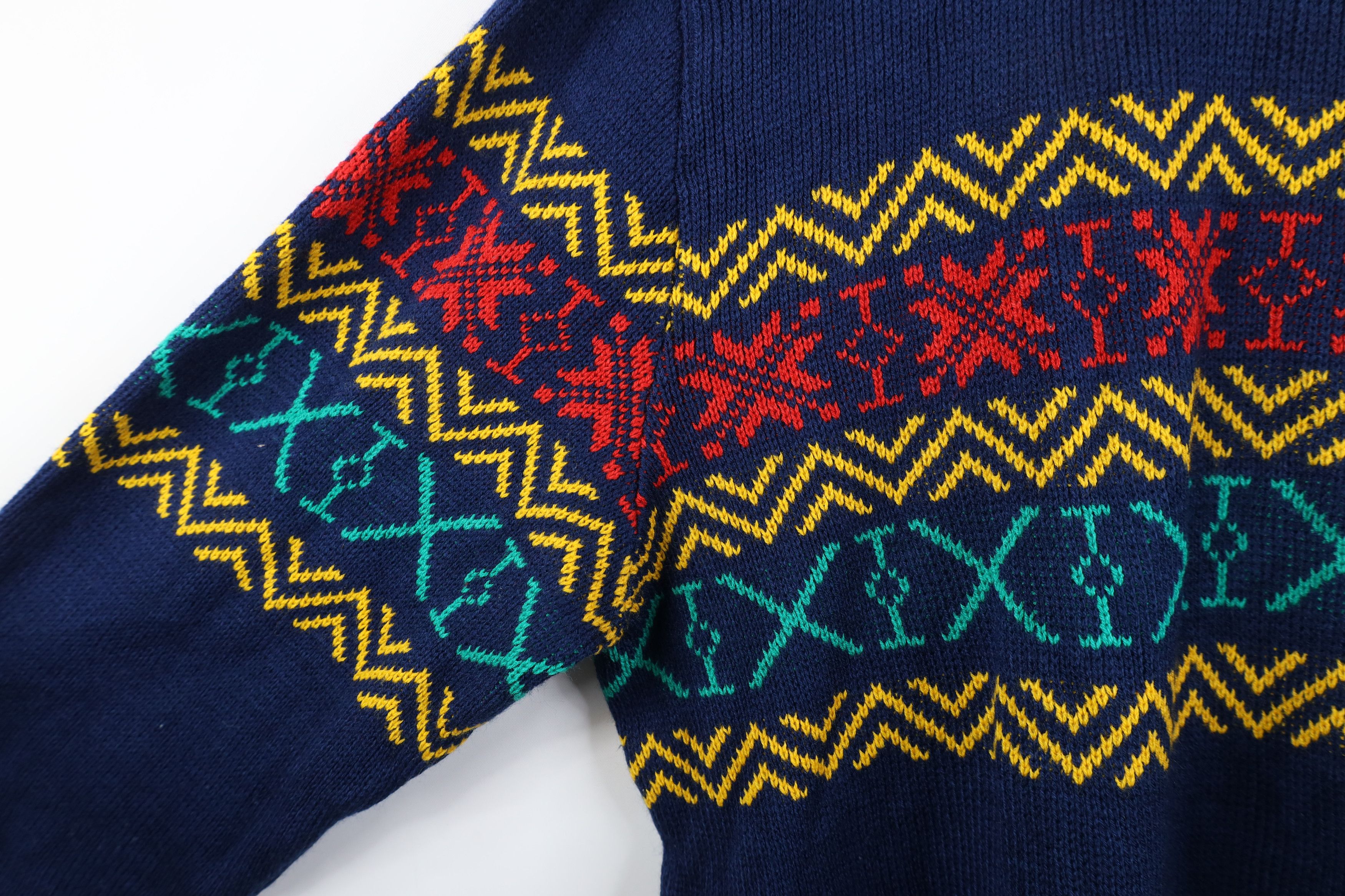 Vintage Vintage 70s Streetwear Fair Isle Snowflake Knit Sweater Size US L / EU 52-54 / 3 - 5 Thumbnail