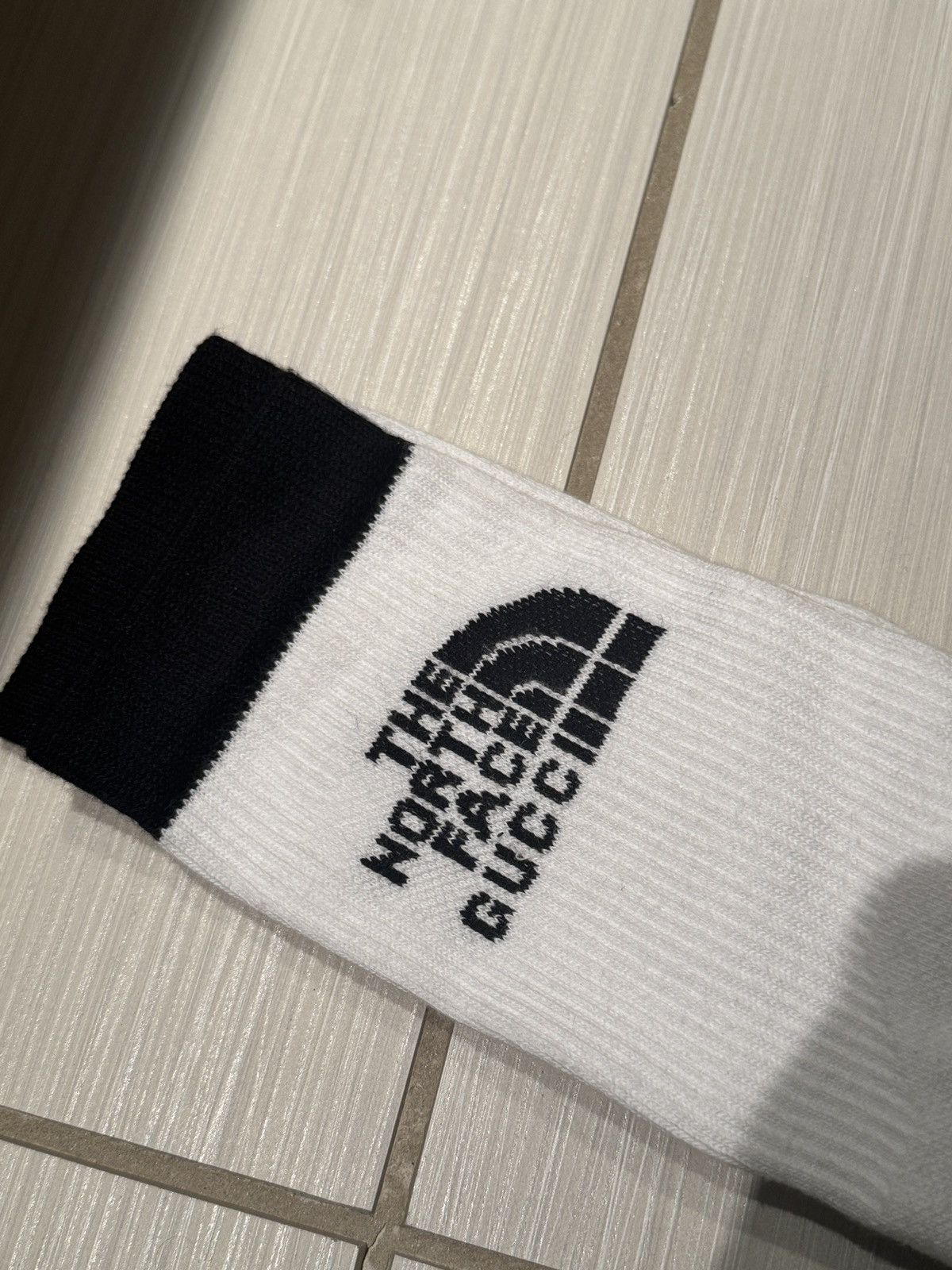 Gucci × The North Face GUCCI x NORTHFACE SOCKS Size ONE SIZE - 6 Thumbnail