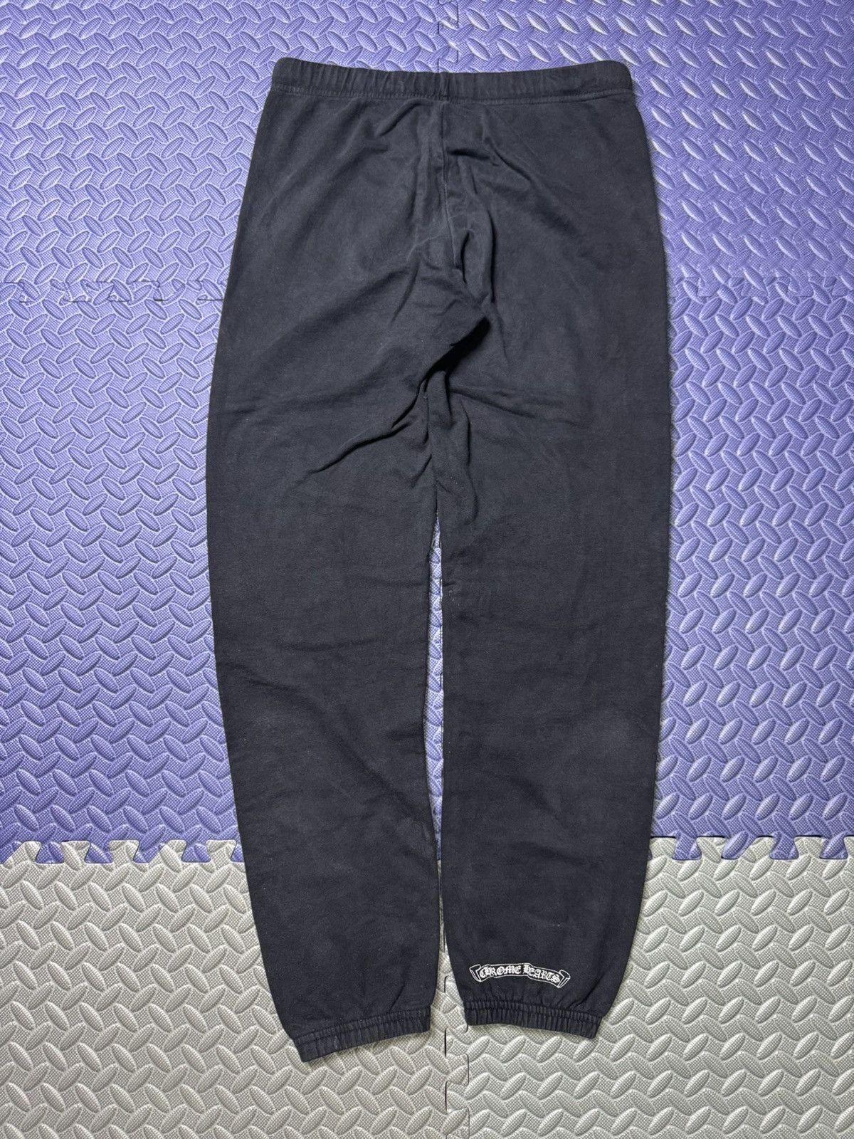 Chrome Hearts Chrome Hearts - Vintage Cemetery Cross Sweatpants Size US 31 - 3 Thumbnail