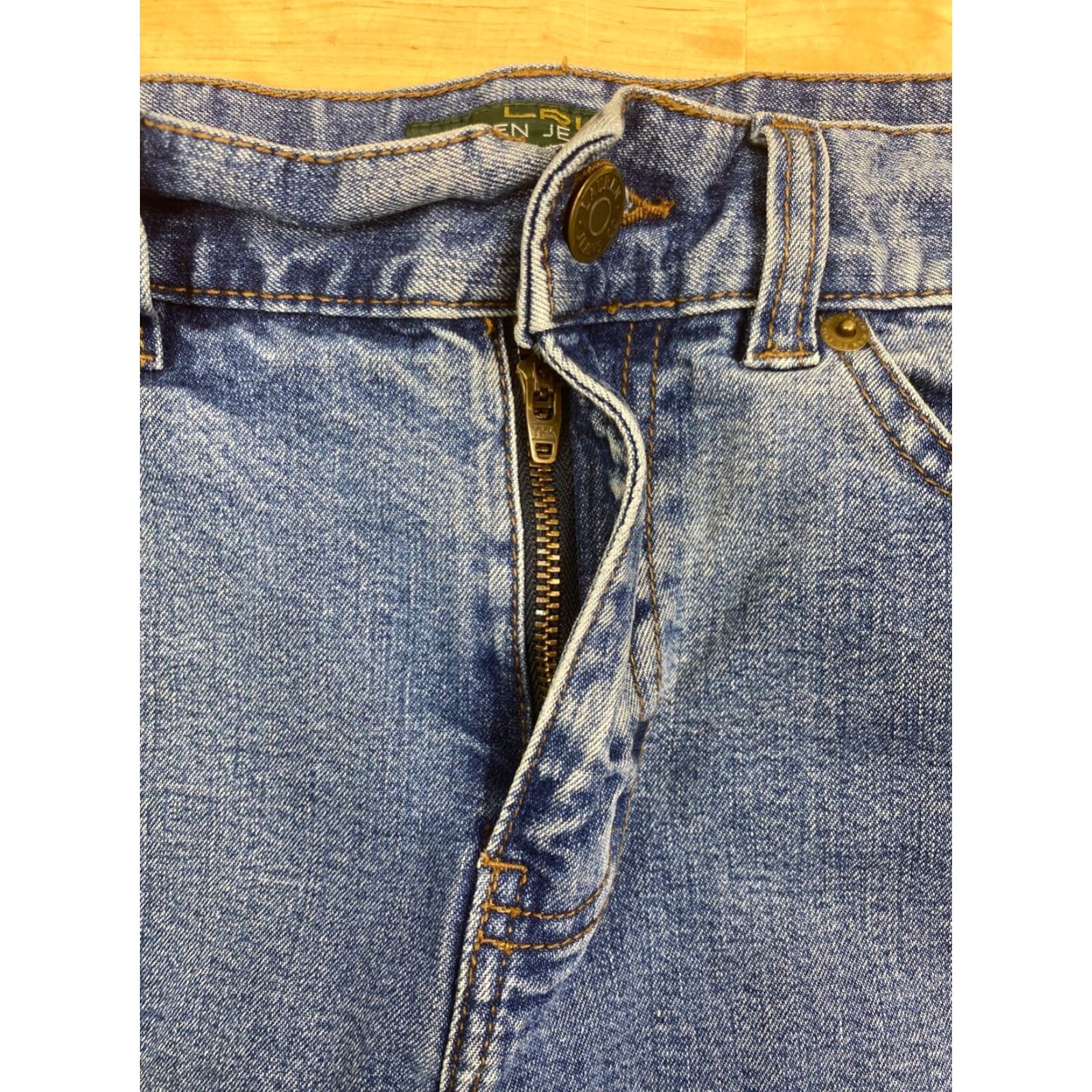 Ralph Lauren Lauren Ralph Lauren Denim Shorts Womens 8P Blue Cutoff Raw Hem Mid Rise 7702 Size 30" / US 8 / IT 44 - 2 Thumbnail