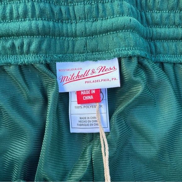 Designer × Mitchell & Ness NWT MITCHELL & NESS GREEN DIAMOND SCRIPT SHORTS SZ 2XL XXL Size US 36 / EU 52 - 7 Thumbnail