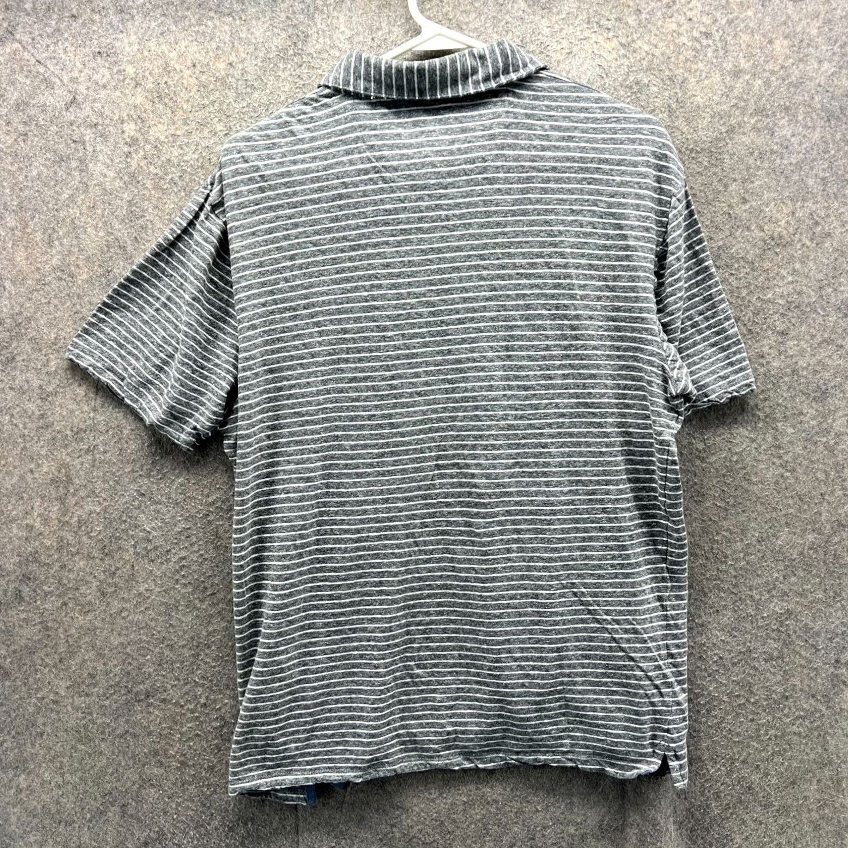 johnnie-O VINTAGE? No. Johnnie-O Hangin' Out Polo Shirt Mens Medium Gray Striped Short Sleeve Cotton Size US M / EU 48-50 / 2 - 2 Thumbnail