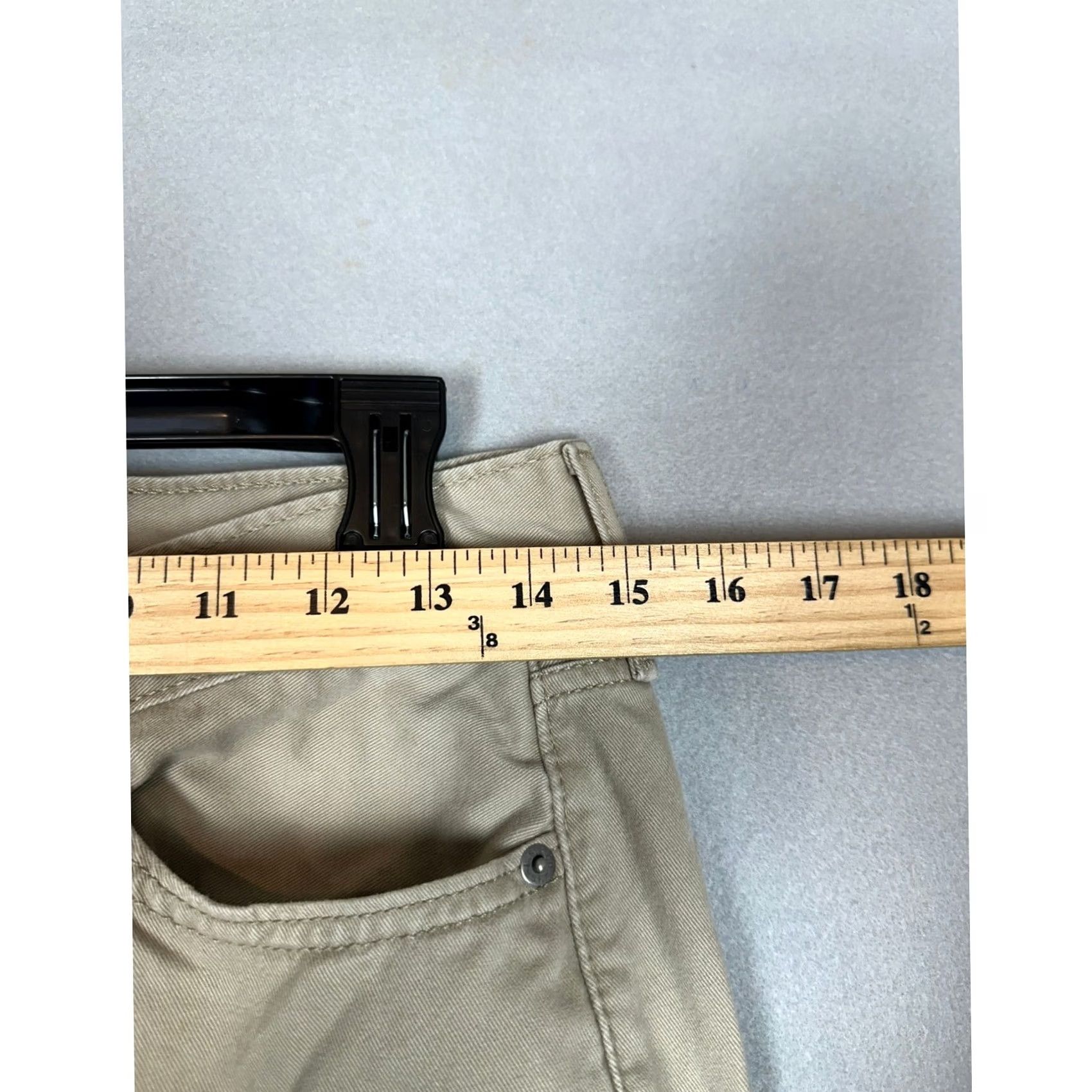 Levi's Levis 514 Jeans Mens 30x32 Tan Denim 5-Pocket Casual Workwear Straight Fit Khakis Beige Size US 30 / EU 46 - 3 Thumbnail