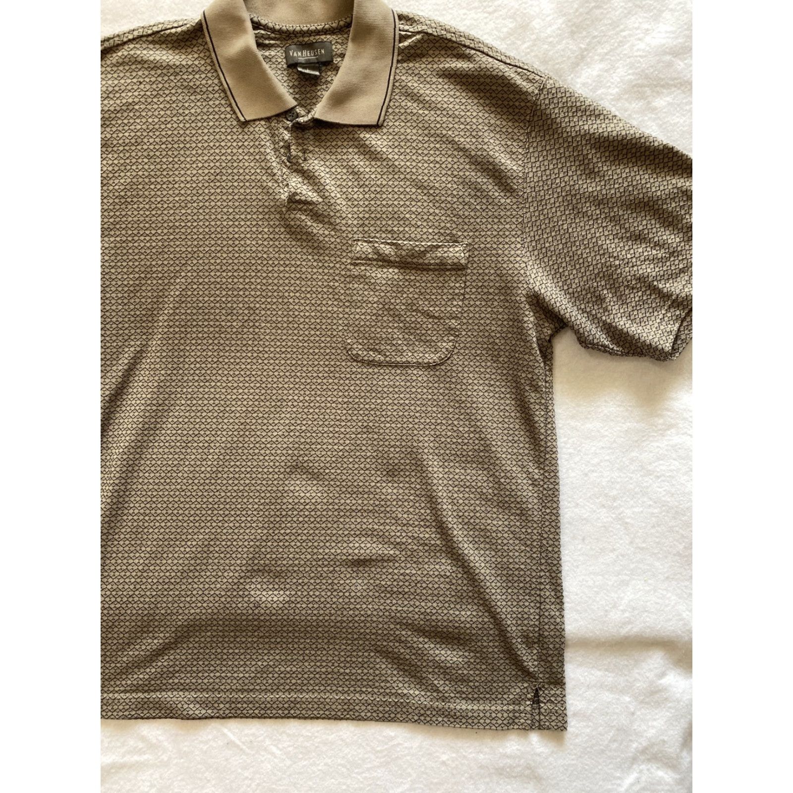 Van Heusen Van Heusen Men's Polo Shirt L Golf Pocket Casual Business / 16-11 Plaid Brown Beige Cotton/Poly Knit Shirt Men Regular Size US L / EU 52-54 / 3 - 3 Thumbnail
