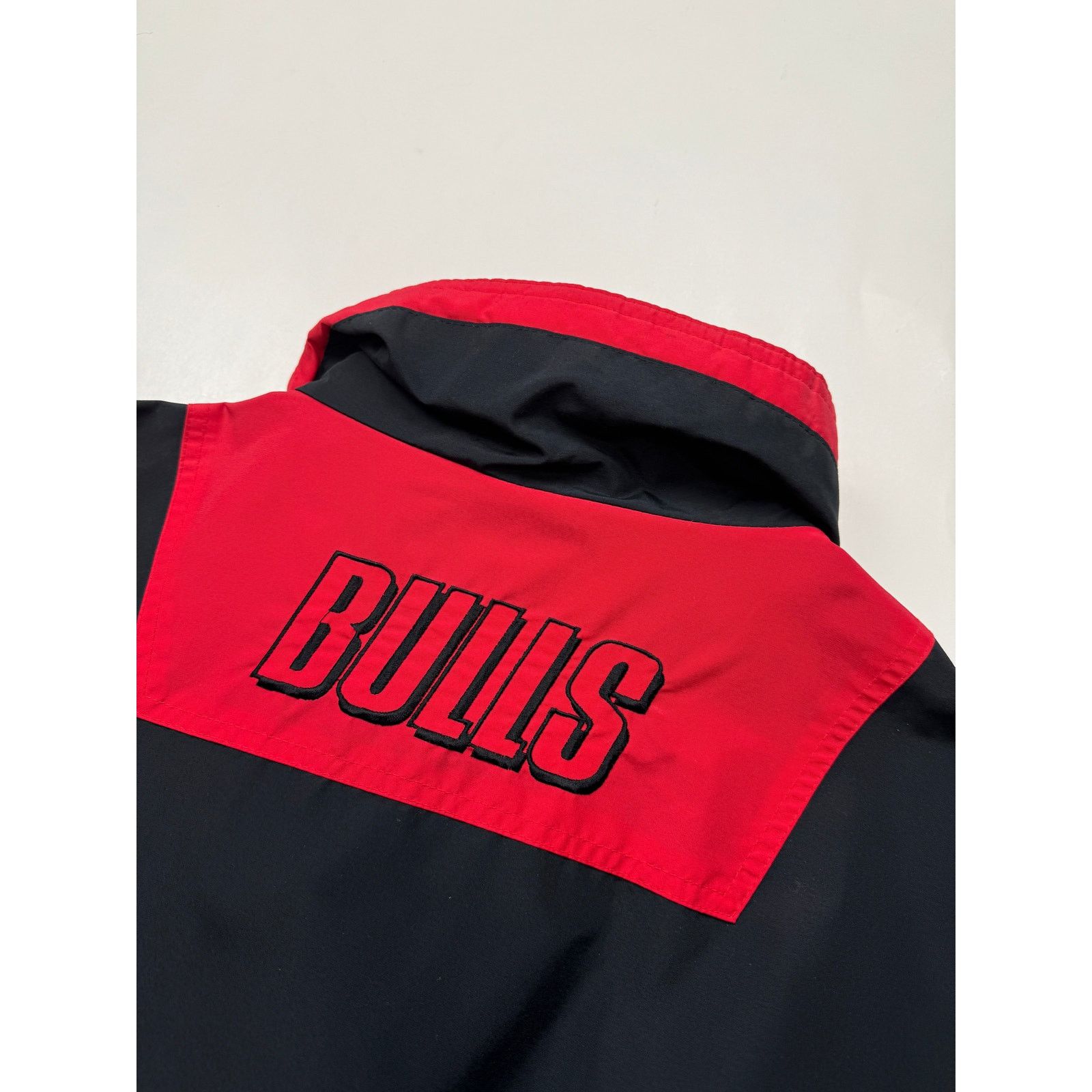 Vintage Vintage 90s Chicago Bulls NBA Chalk Lined Jacket Size XL Size US XL / EU 56 / 4 - 9 Thumbnail