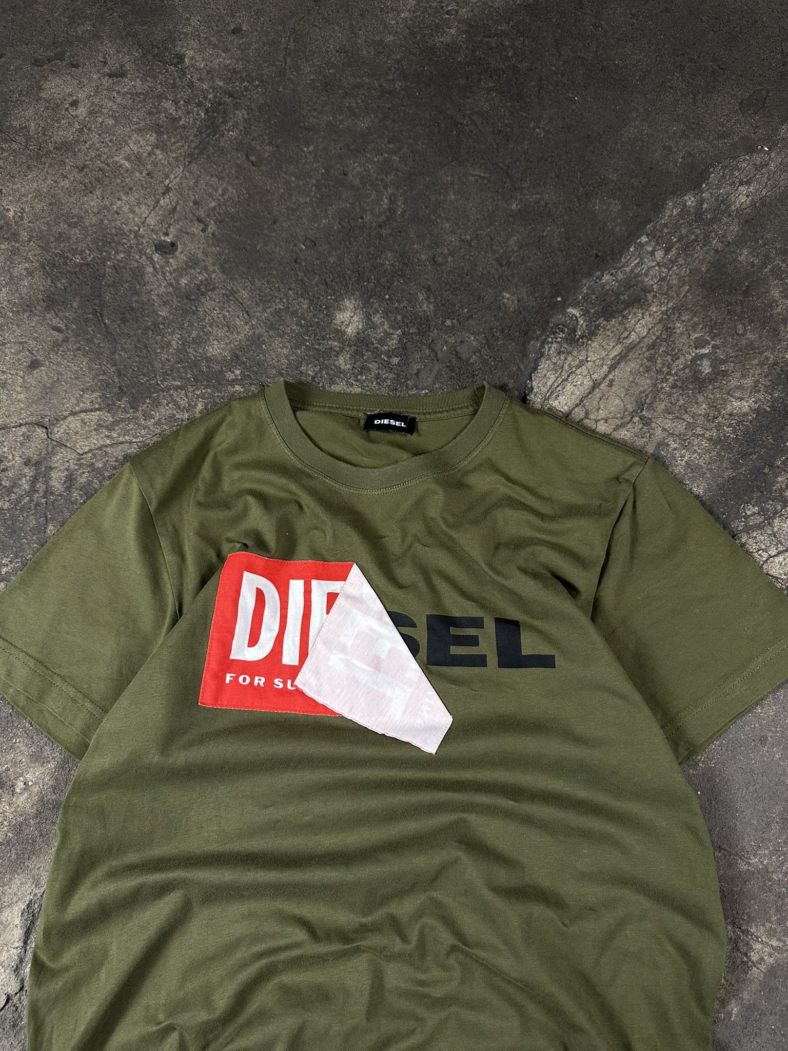 Diesel Vintage Y2k Diesel Logo Spellout T-shirt Size US S / EU 44-46 / 1 - 4 Thumbnail