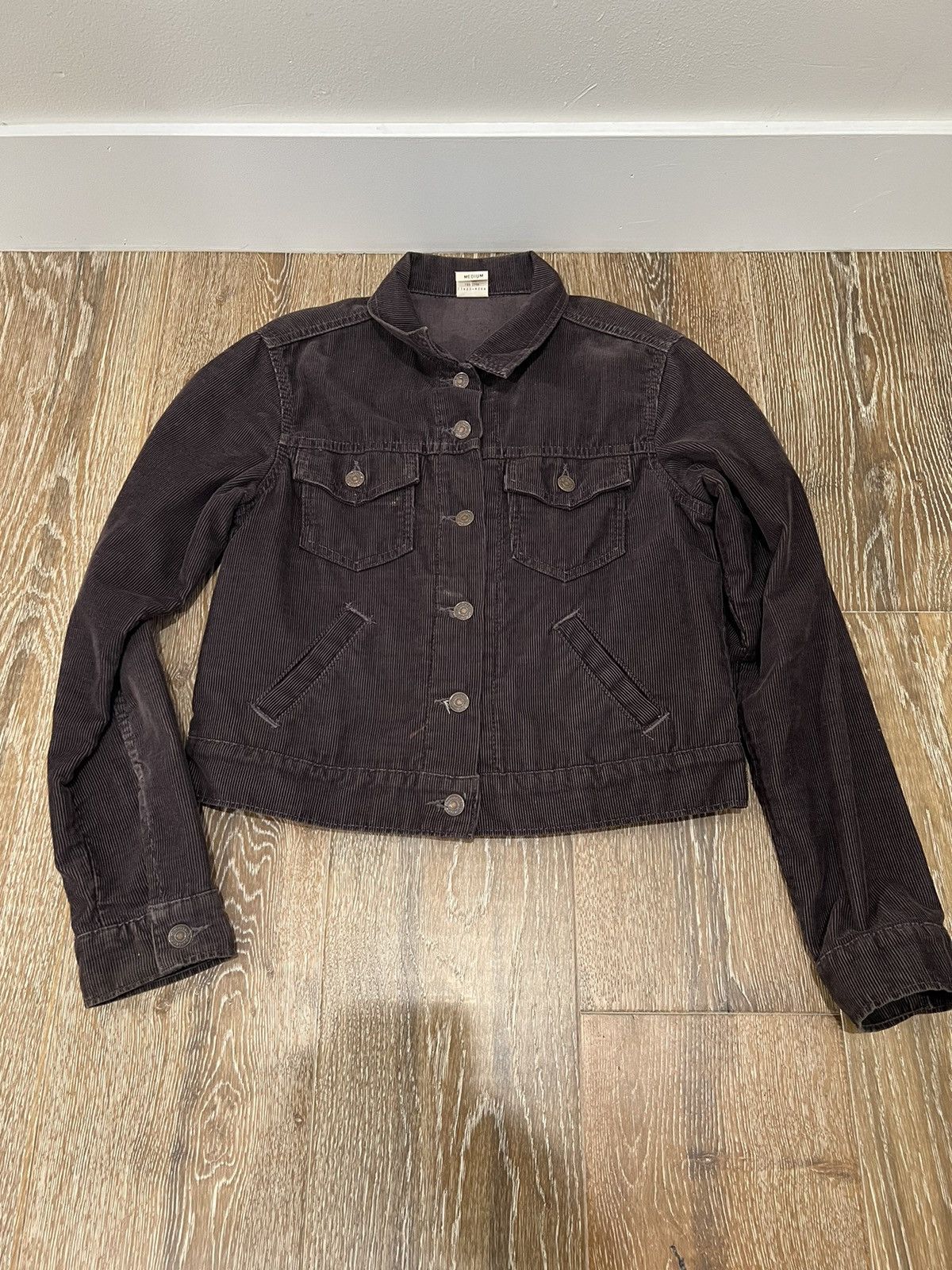 Levi's × Vintage Vintage womens 1996 Levis corduroy cropped trucker jacket Size M / US 6-8 / IT 42-44 - 1 Thumbnail