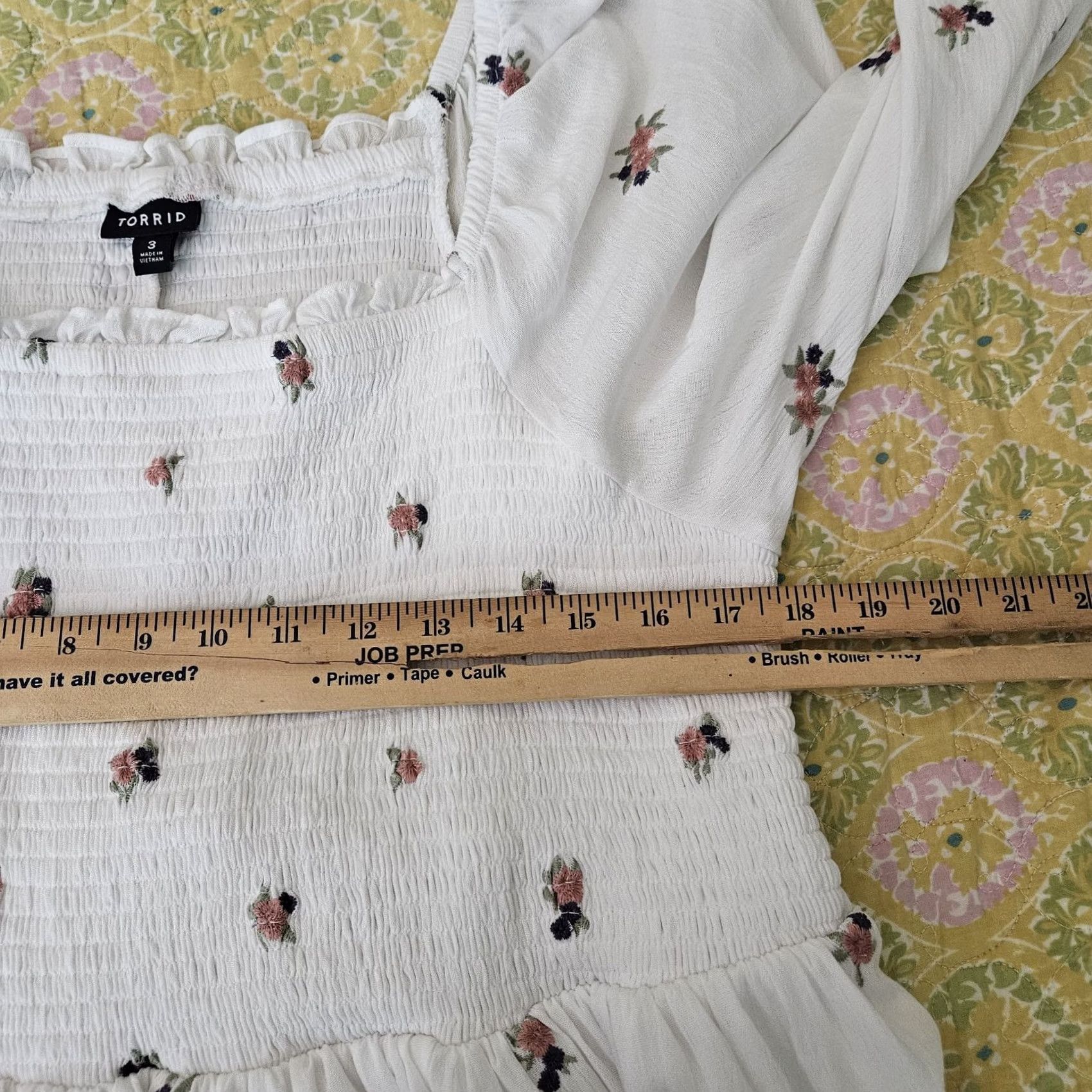 Torrid Torrid Blouse Shirt Cropped Short Sleeve White Plus Size 3 Ruffle Embroidered Smocked Casual Women's Top Size XS / US 0-2 / IT 36-38 - 3 Thumbnail