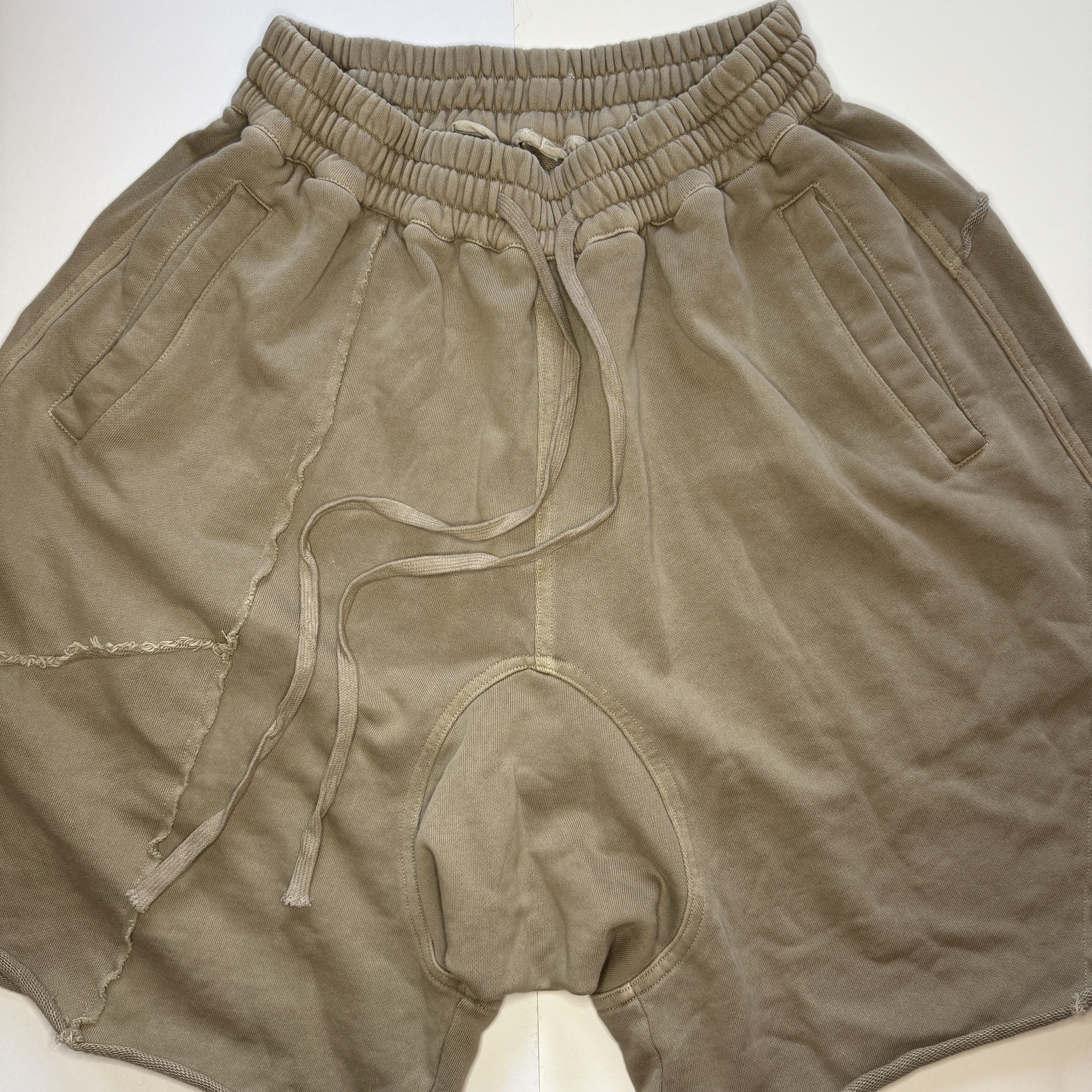 Designer UNDERWATER Projectisr Sweat Shorts RARE Japanese SMALL Size US 30 / EU 46 - 3 Thumbnail