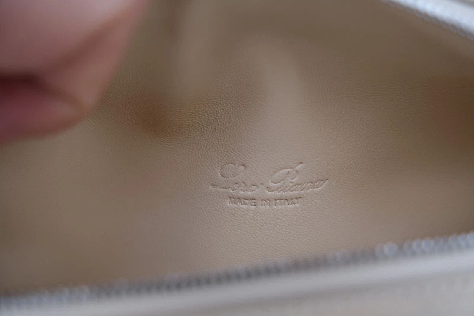 Loro Piana Super Rare Loro Piana Extra Pocket L19 Leather Size ONE SIZE - 11 Thumbnail