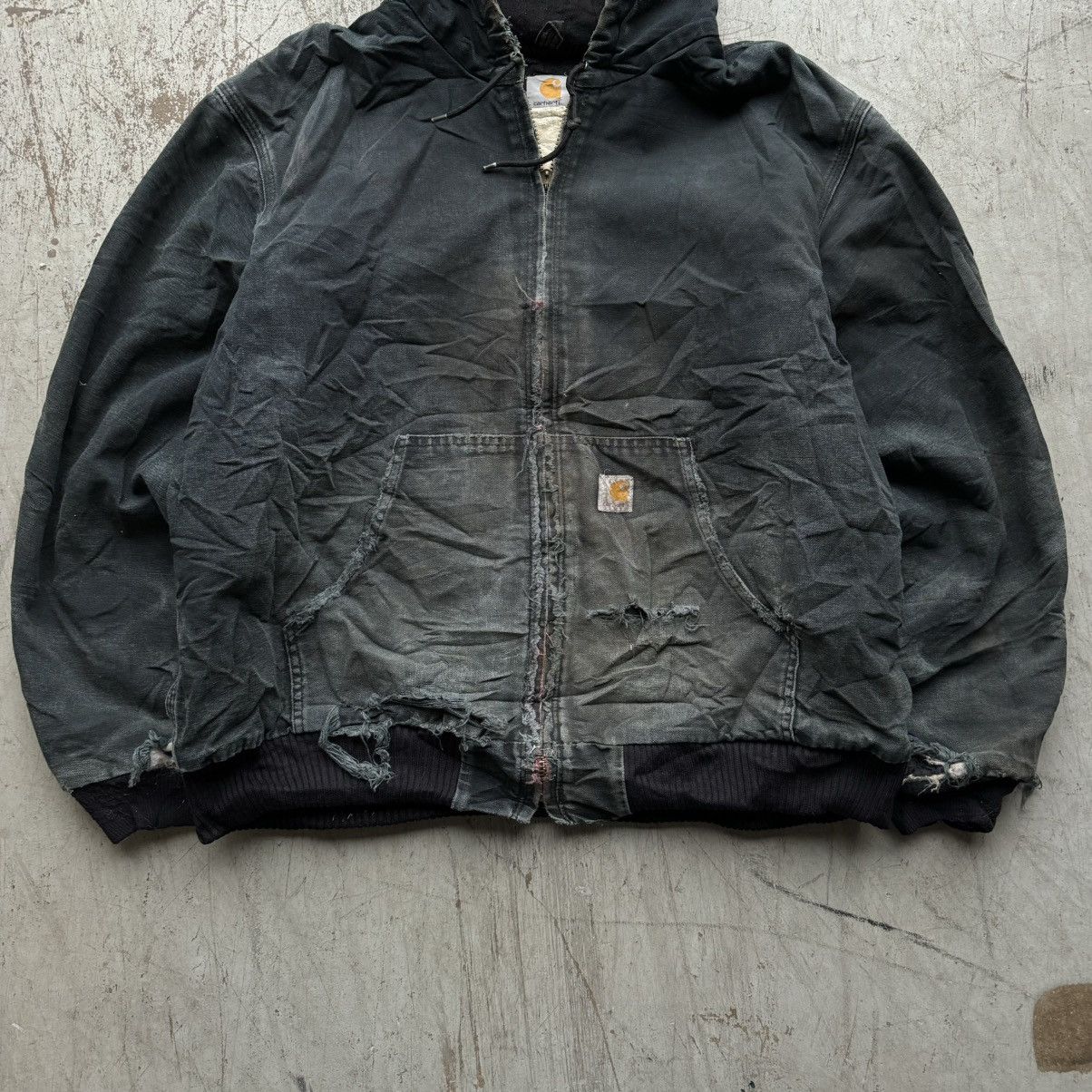 Carhartt × Vintage Vintage 90s Carhartt Black Faded Distressed Hooded jacket Size US XL / EU 56 / 4 - 2 Thumbnail