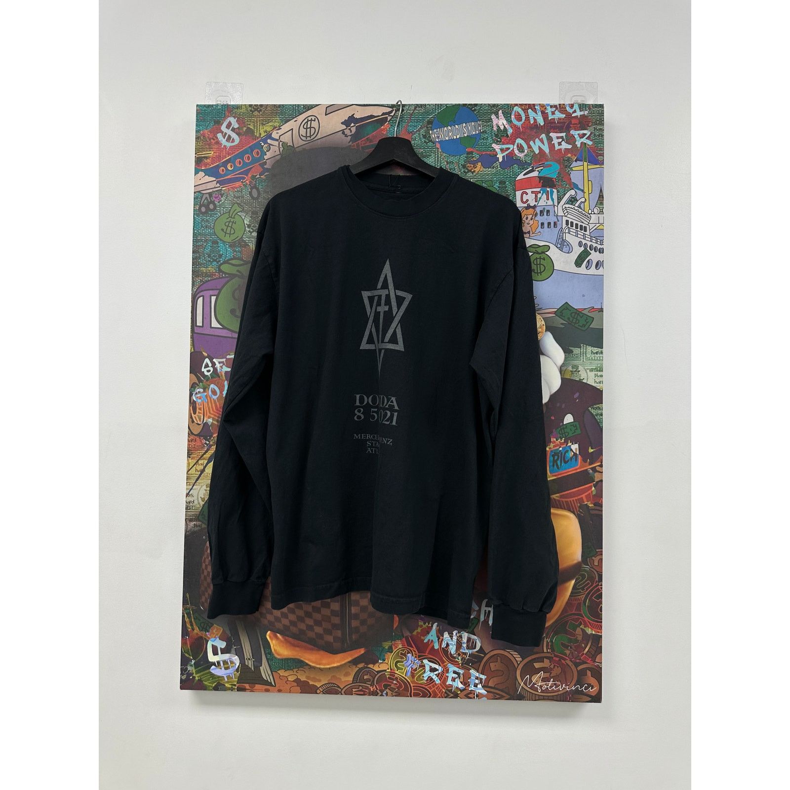 Other YZY Donda LS Black Used OSFM Size US XL / EU 56 / 4 - 1 Preview