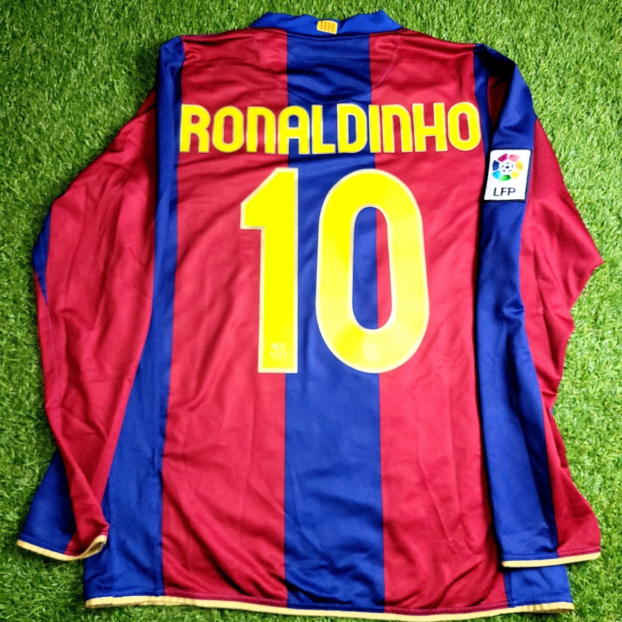 Nike Ronaldinho Barcelona 2007 2008 Long Sleeve Soccer Jersey M Size US M / EU 48-50 / 2 - 1 Thumbnail