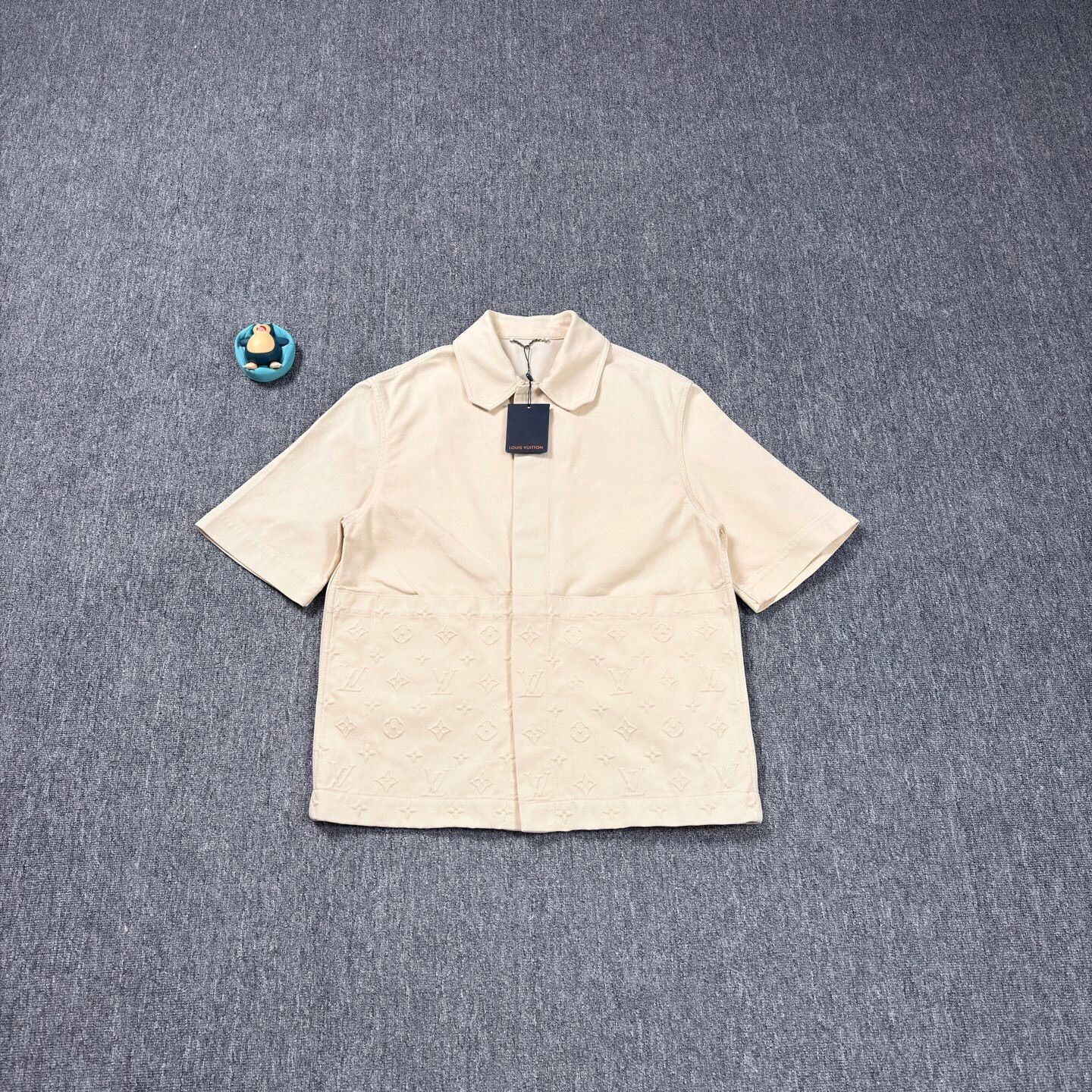 Louis Vuitton LV Beige Lumberjack All Over Print Short-Sleeve Shirt M New Size US M / EU 48-50 / 2 - 1 Thumbnail