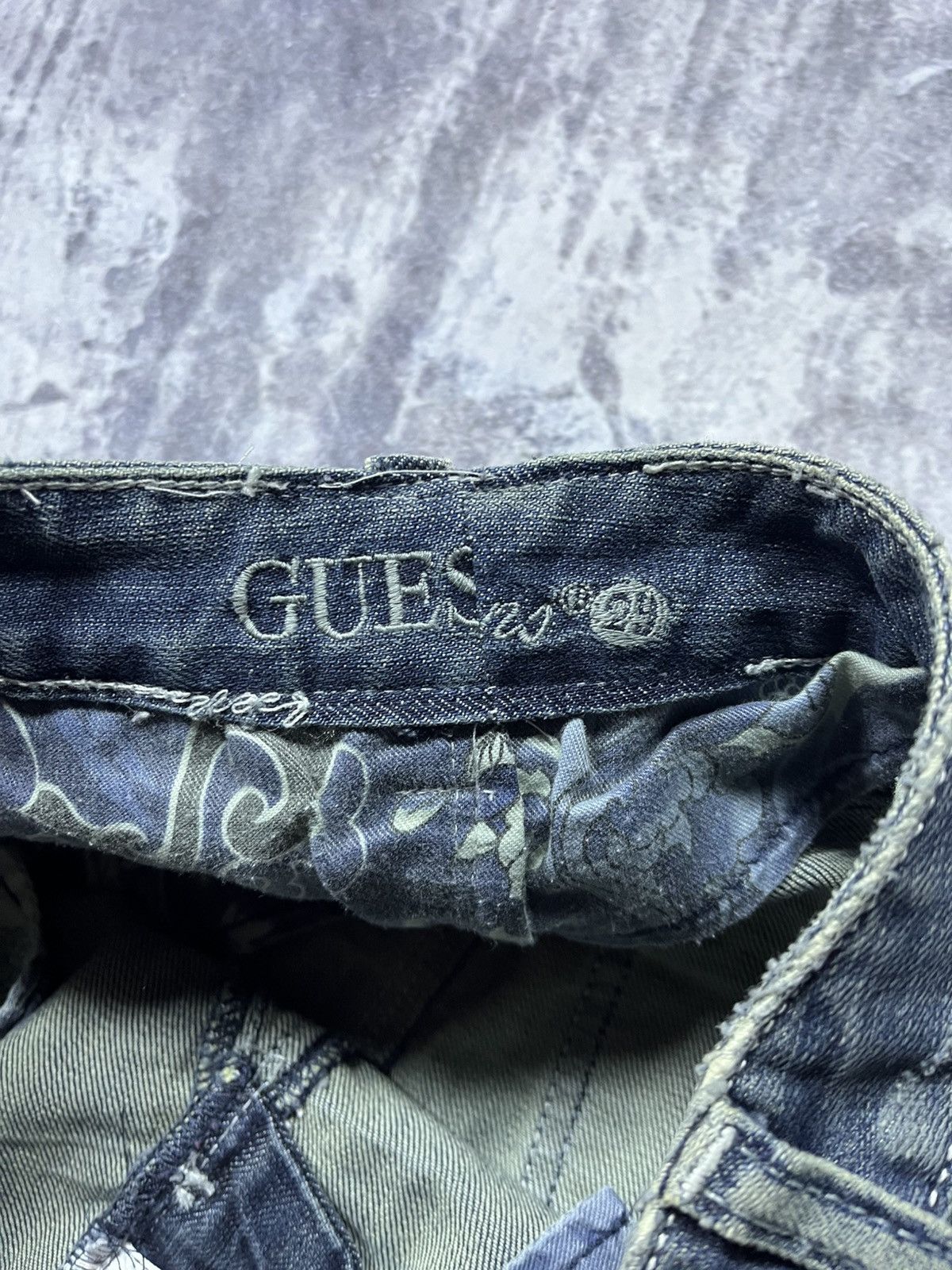 Guess Guess Mini Skirt Jeans Denim Vintage Streetwear Y2K Size 30" / US 8 / IT 44 - 10 Thumbnail