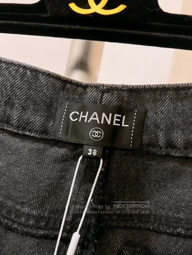 Chanel Chanel 21 Autumn and Winter Double C Jeans Size 25" / US 0 / IT 36 - 7 Thumbnail