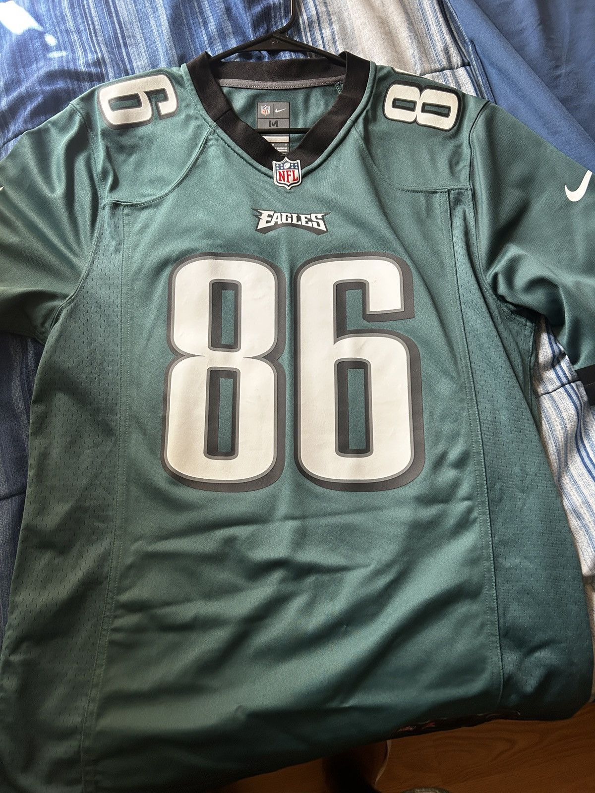 Nike Eagles Zack Ertz Jersey Size US M / EU 48-50 / 2 - 1 Thumbnail