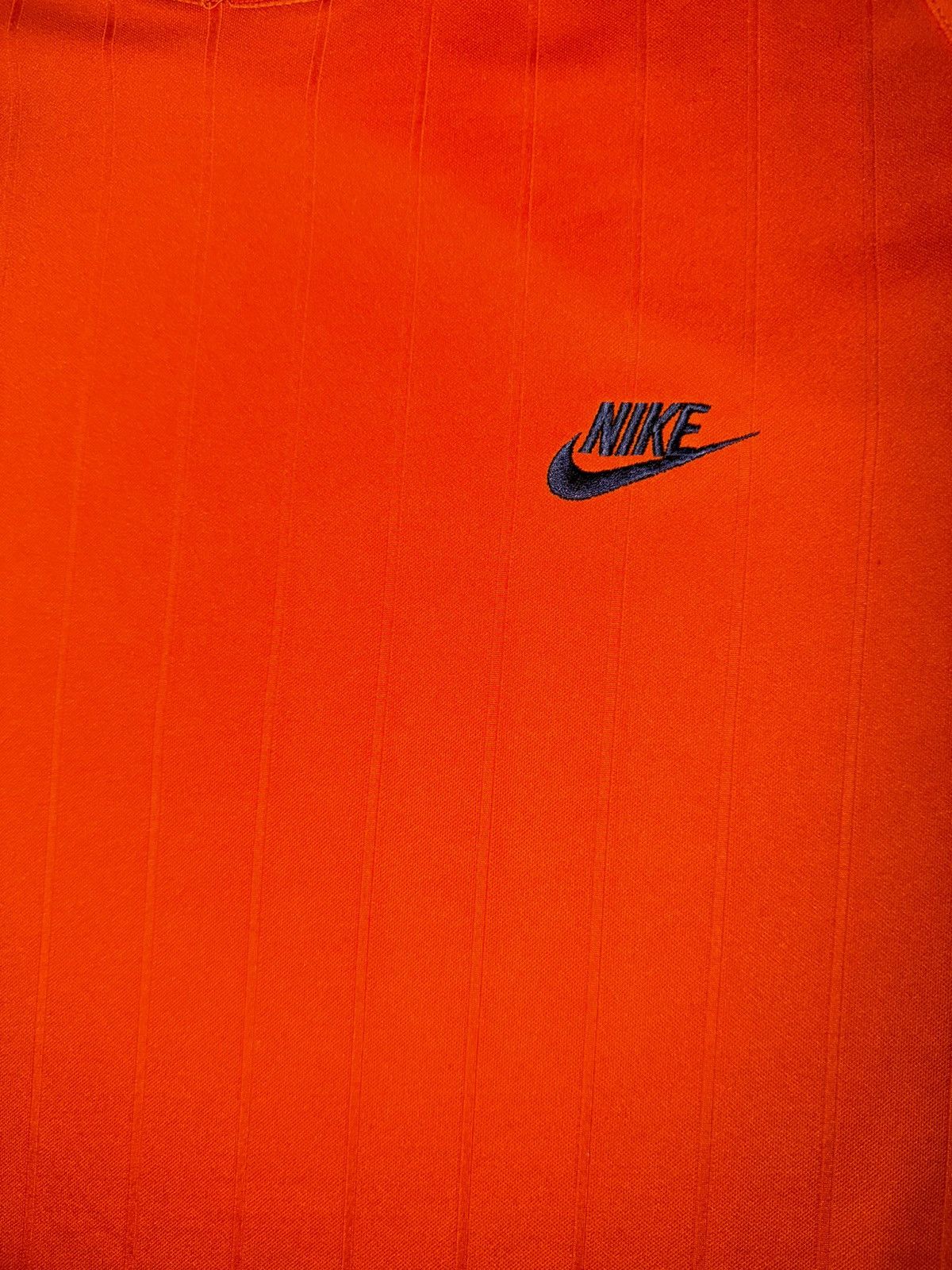 Nike Vintage Nike sportswear mesh shirt orange men’s medium Size US M / EU 48-50 / 2 - 3 Thumbnail