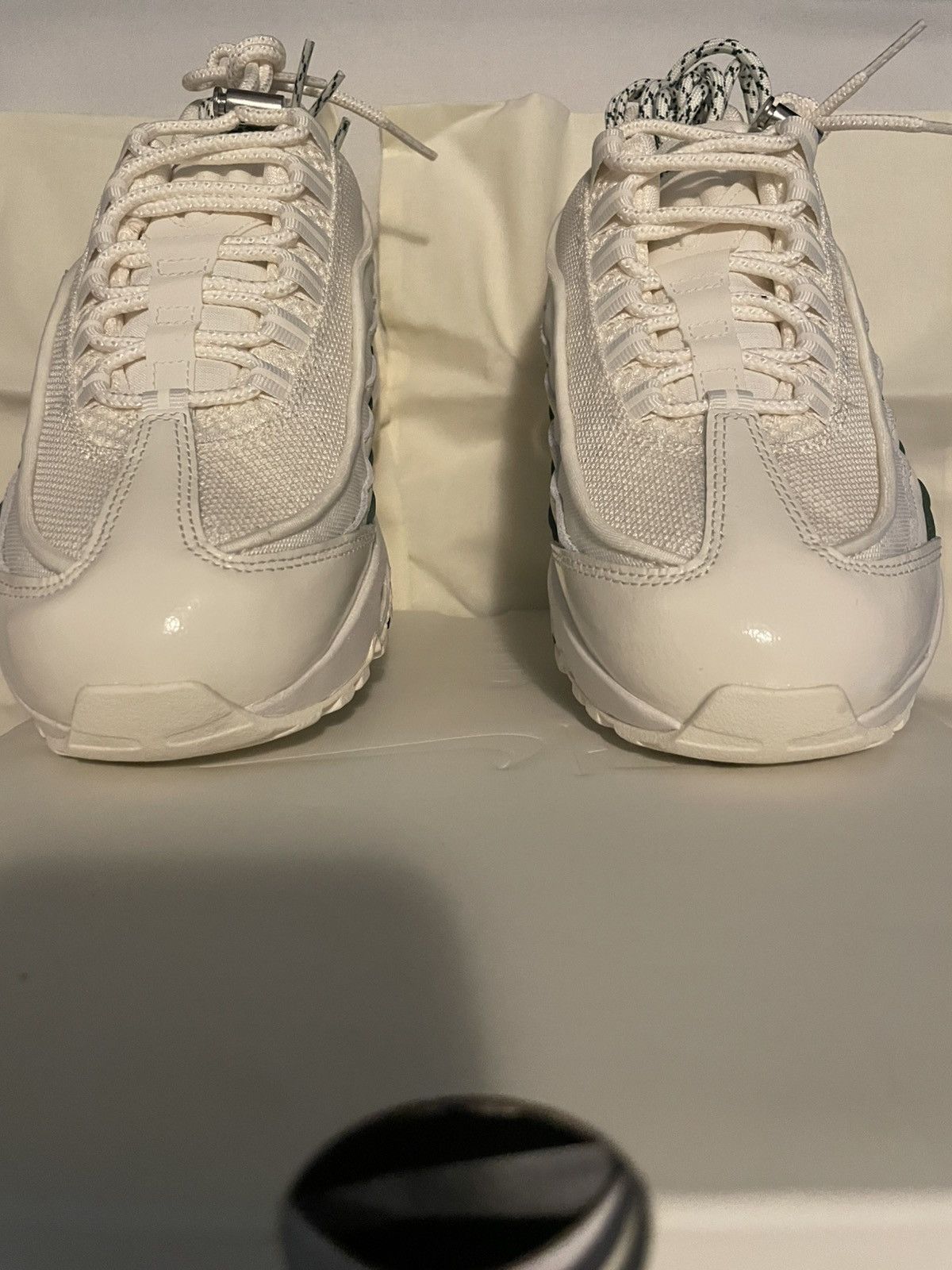 Nike × Undefeated Nike Air Max 95 SP Undefeated Sail Size US 7 / EU 40 - 3 Thumbnail