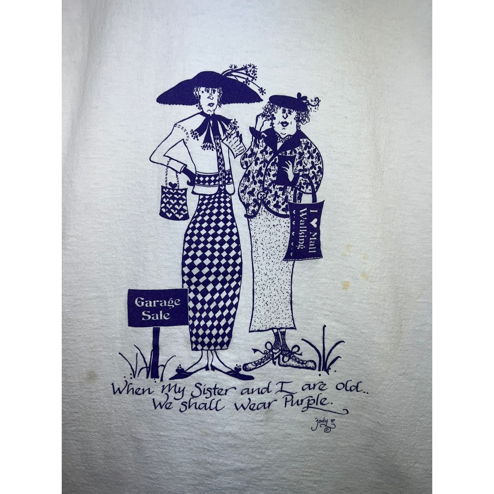 Gildan Vintage When my Sister And I Are Old Shirt We Wear Purple Size US L / EU 52-54 / 3 - 2 Thumbnail