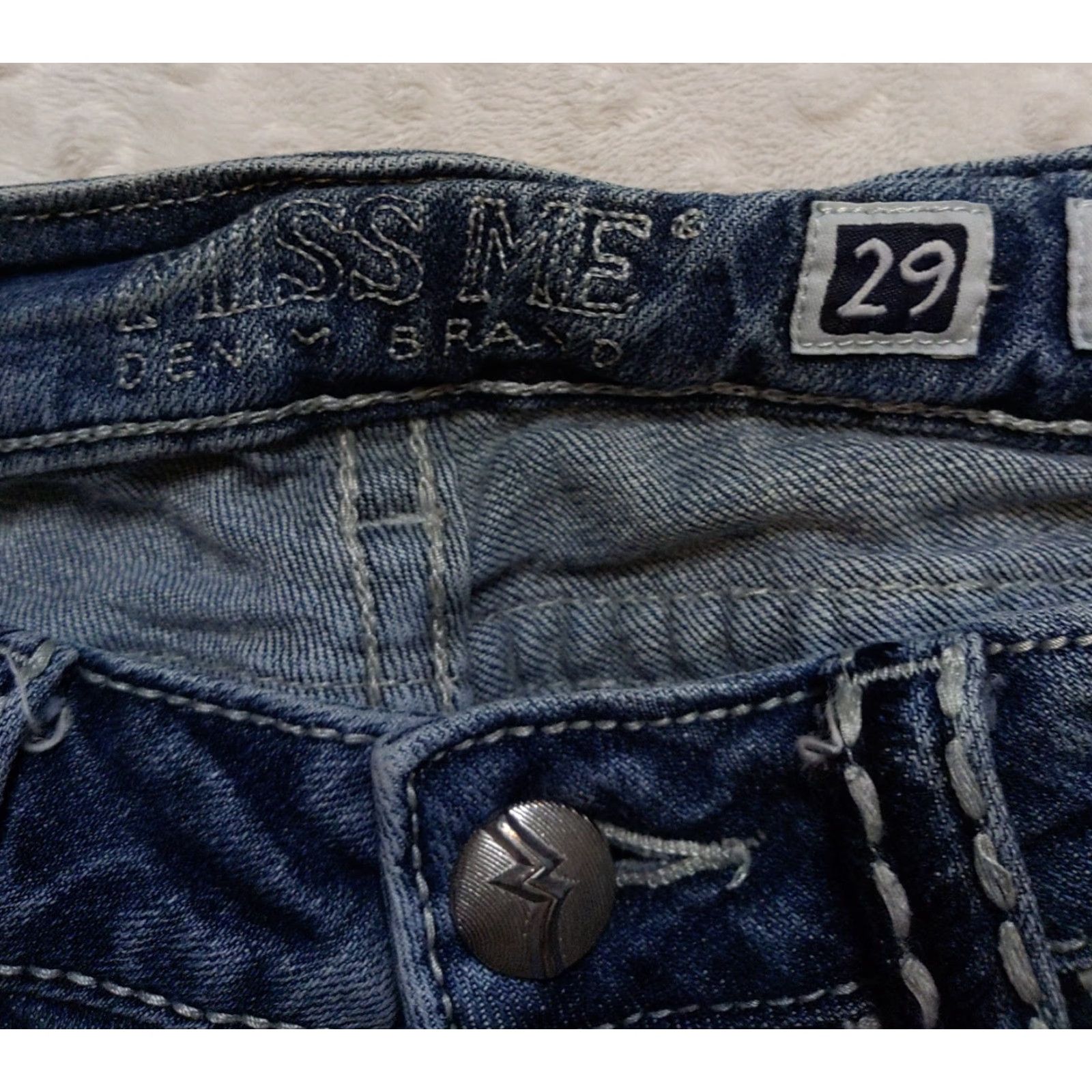 Miss Me Miss Me Signature Sunny Skinny Jeans 29 Womens Blue Denim 29x27 Vintage No Long Rise Distressed Embroidered Rhinestone 5-Pocket Regular Fit Size 29" - 5 Thumbnail