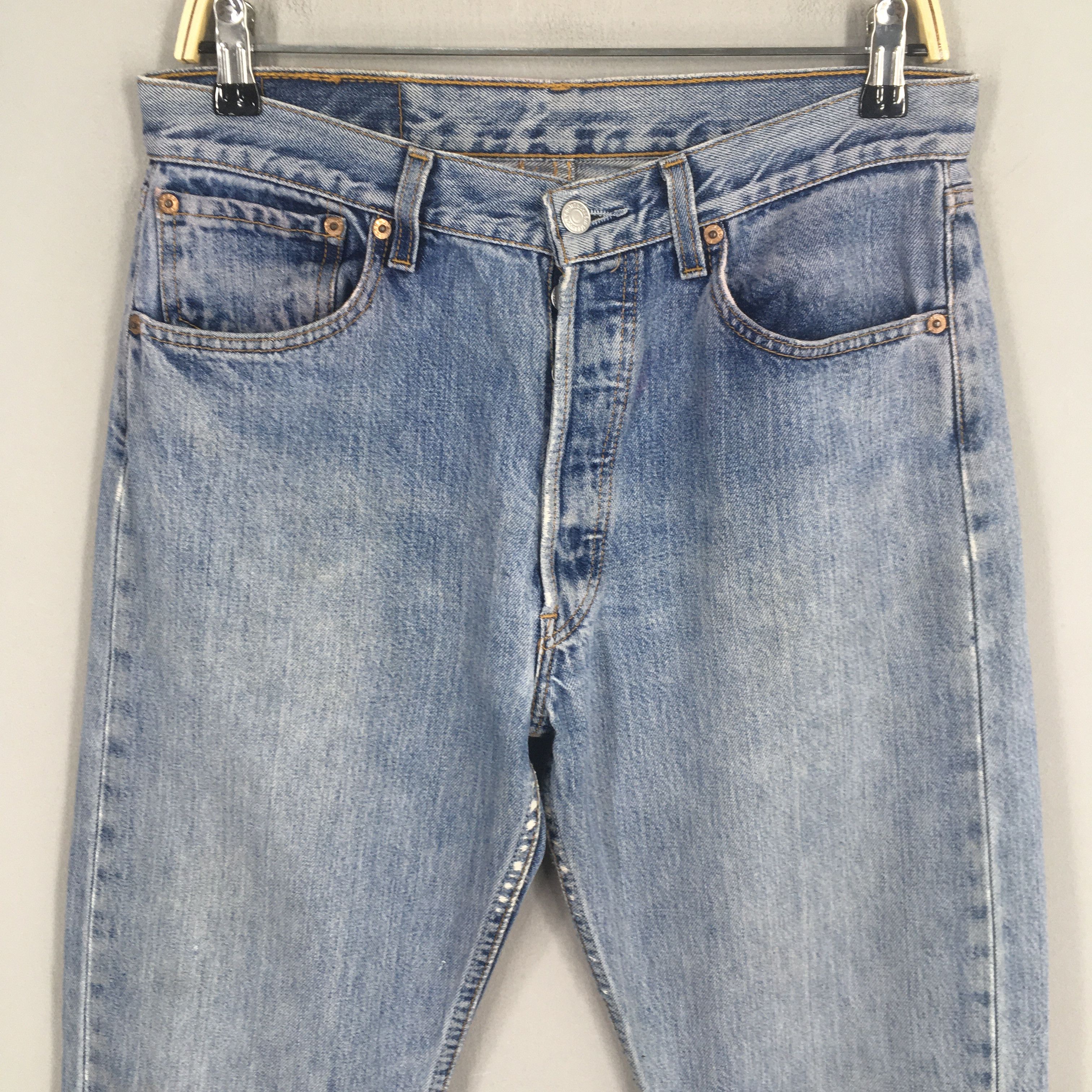 Levi's Size 30x30.5 Vintage 90s Levi's 501 Faded Blue Jeans Size US 30 / EU 46 - 2 Thumbnail