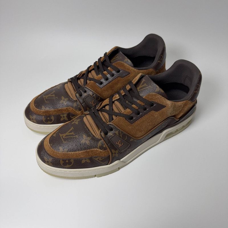 Louis Vuitton Louis Vuitton Fashion Casual Sneakers for Men 0079 Size US 10.5 / EU 43-44 - 1 Thumbnail