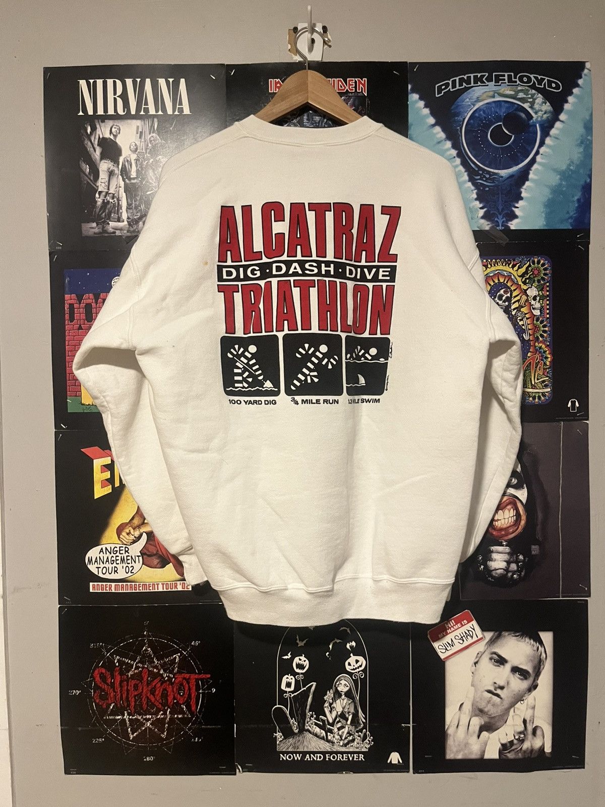 Other Vintage USA Crazy shirts Alcatraz Triathlon Humor Sweater Size US XL / EU 56 / 4 - 6 Thumbnail
