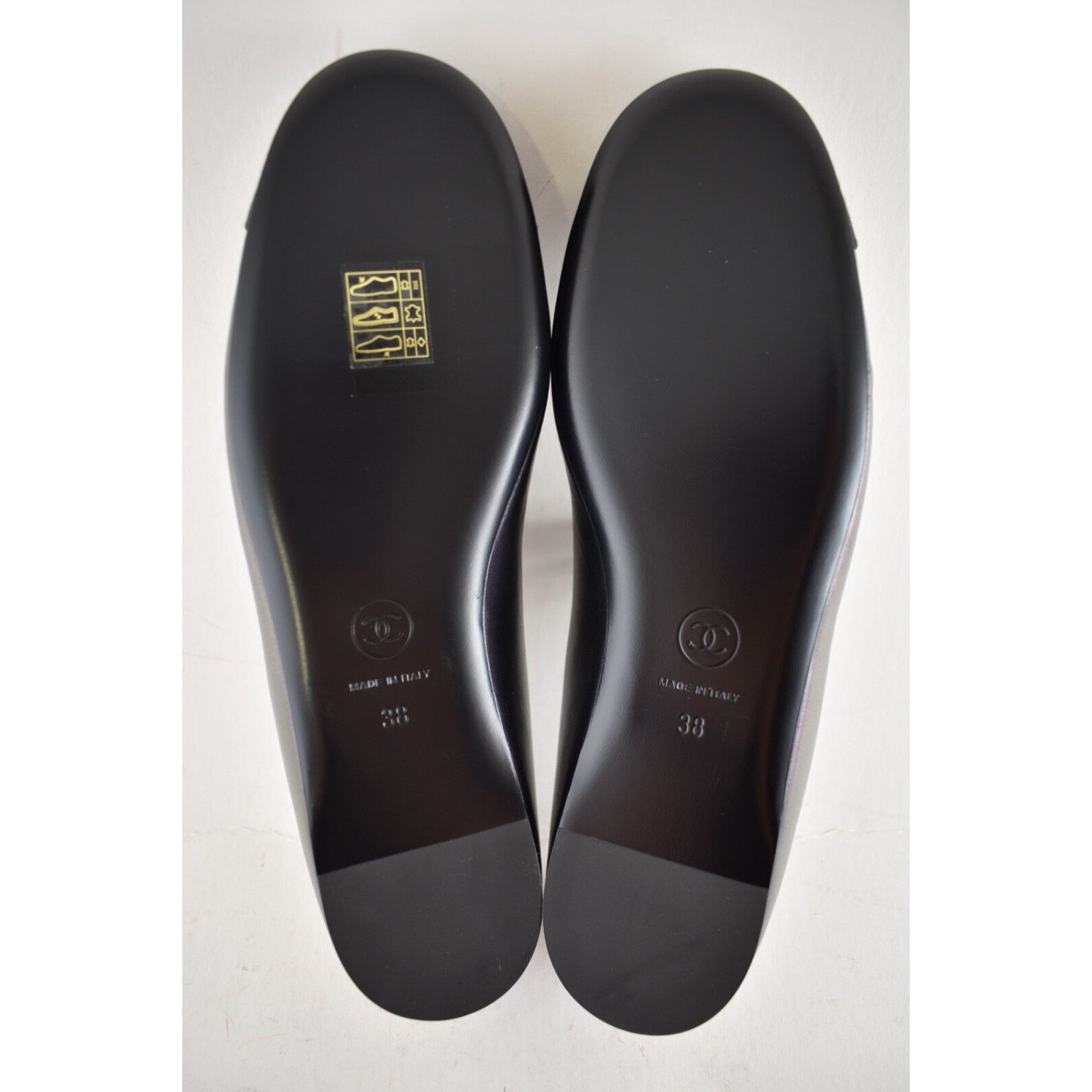 Chanel Chanel 24S Iridescent Black Double Strap Pearl CC Logo Size US 8 / IT 38 - 19 Thumbnail