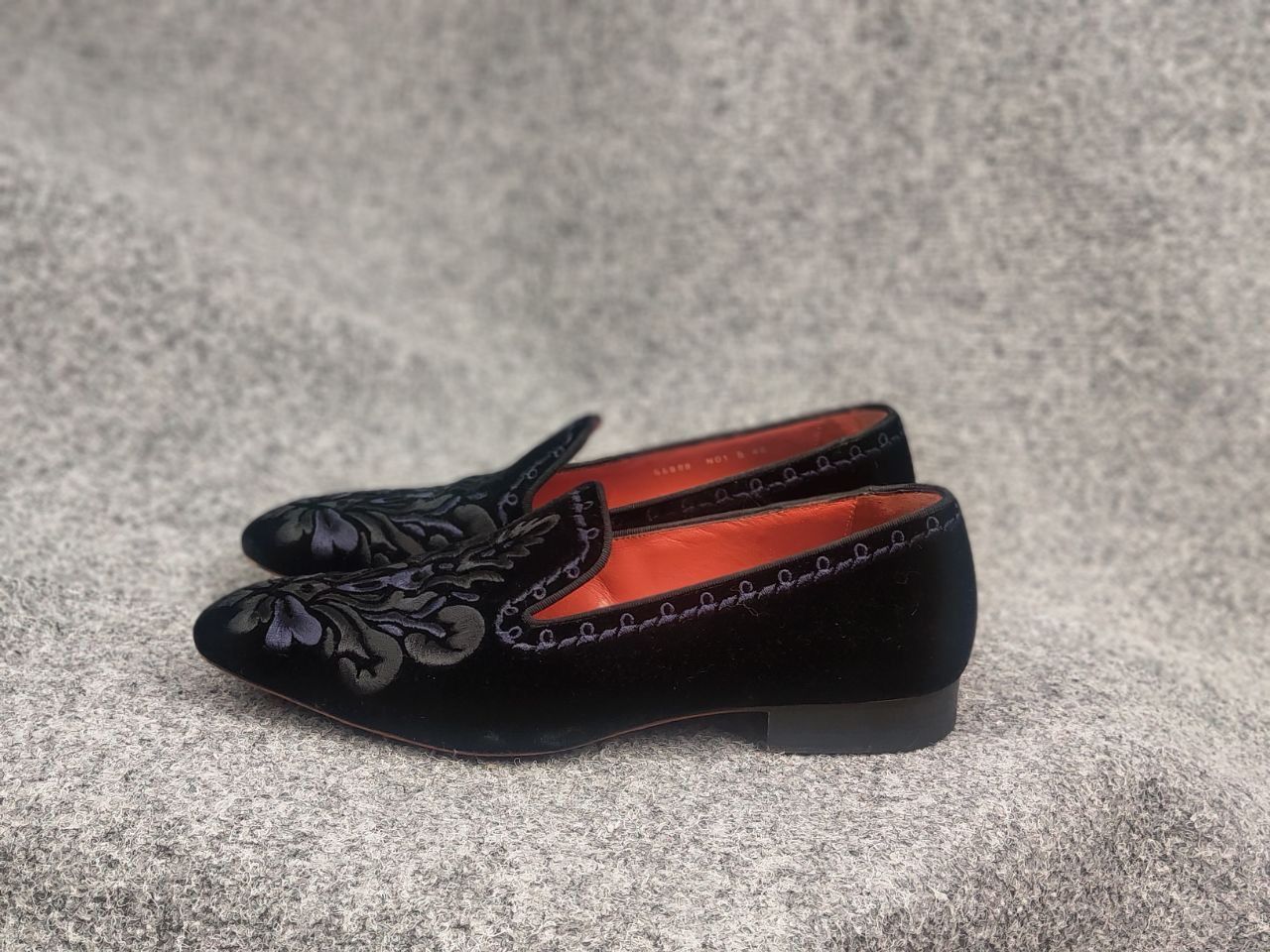 Santoni Santoni Italy Design Velvet SlipOn Casual Dress Loafer Shoes Size US 7 / EU 40 - 18 Thumbnail