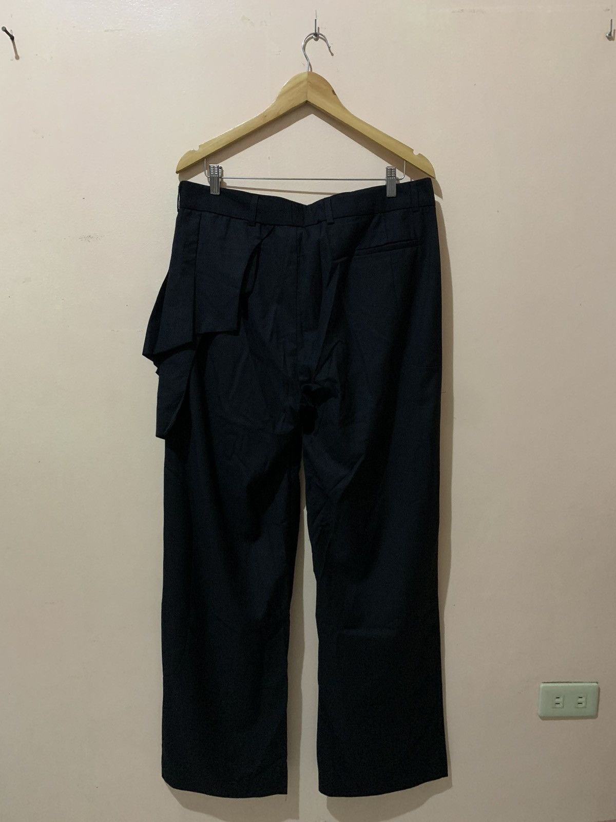 Heliot Emil Heliot Emil - F/W’21 - Layered - Panel - Draped - Trousers Size US 34 / EU 50 - 10 Thumbnail