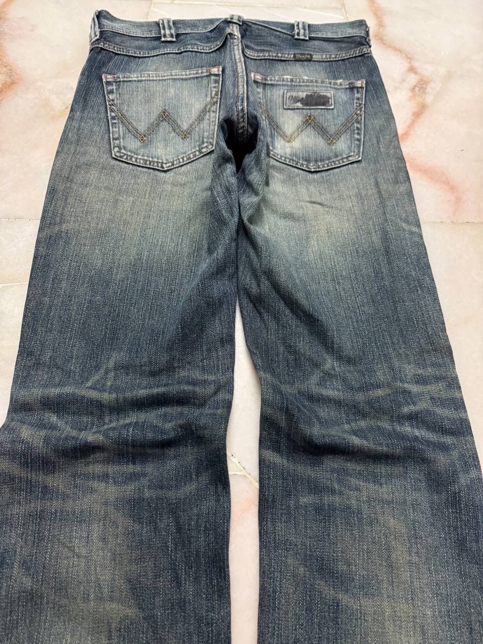 Wrangler VINTAGE WRANGLER FADED DISTRESSED BLUE JEANS Y2K Size US 29 - 13 Thumbnail