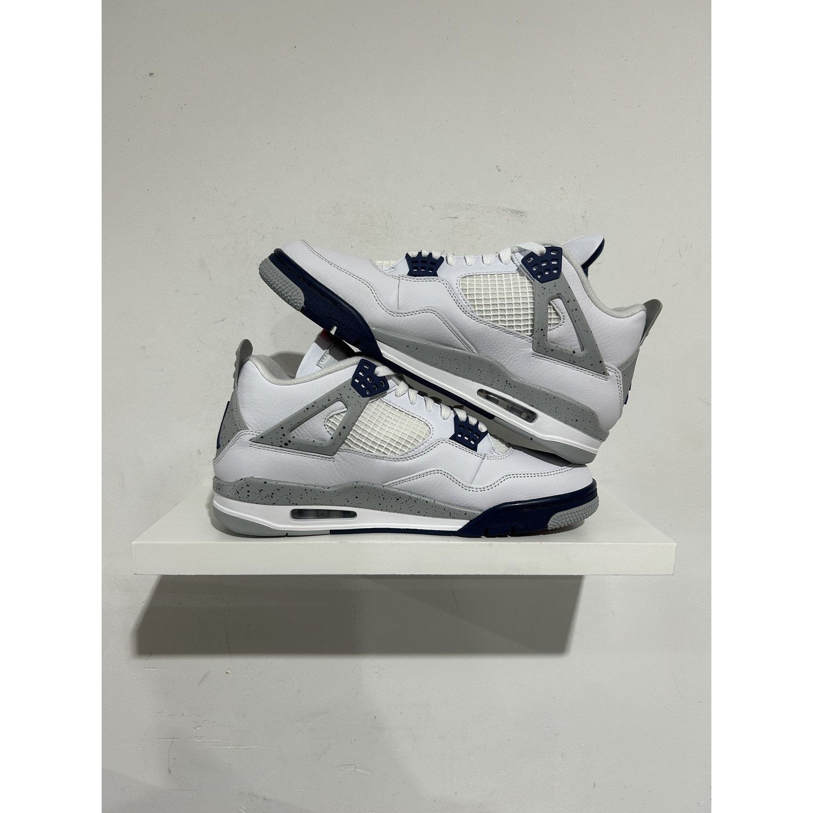 JORDAN 4 MIDNIGHT NAVY SIZE 11 NEW