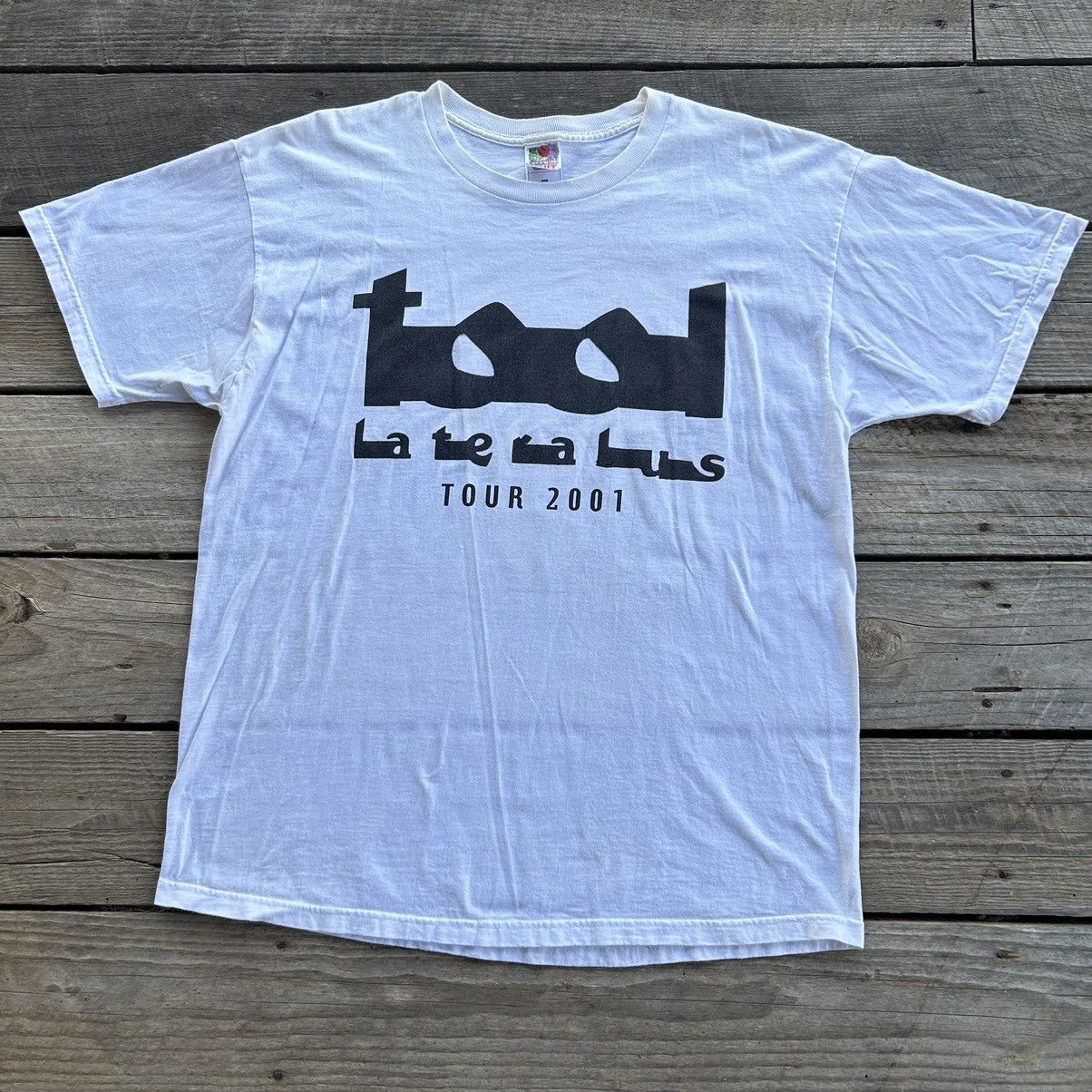Band Tees Vintage 2001 Tool Lateralus Tour Boot Band T Shirt Size US XL / EU 56 / 4 - 1 Thumbnail