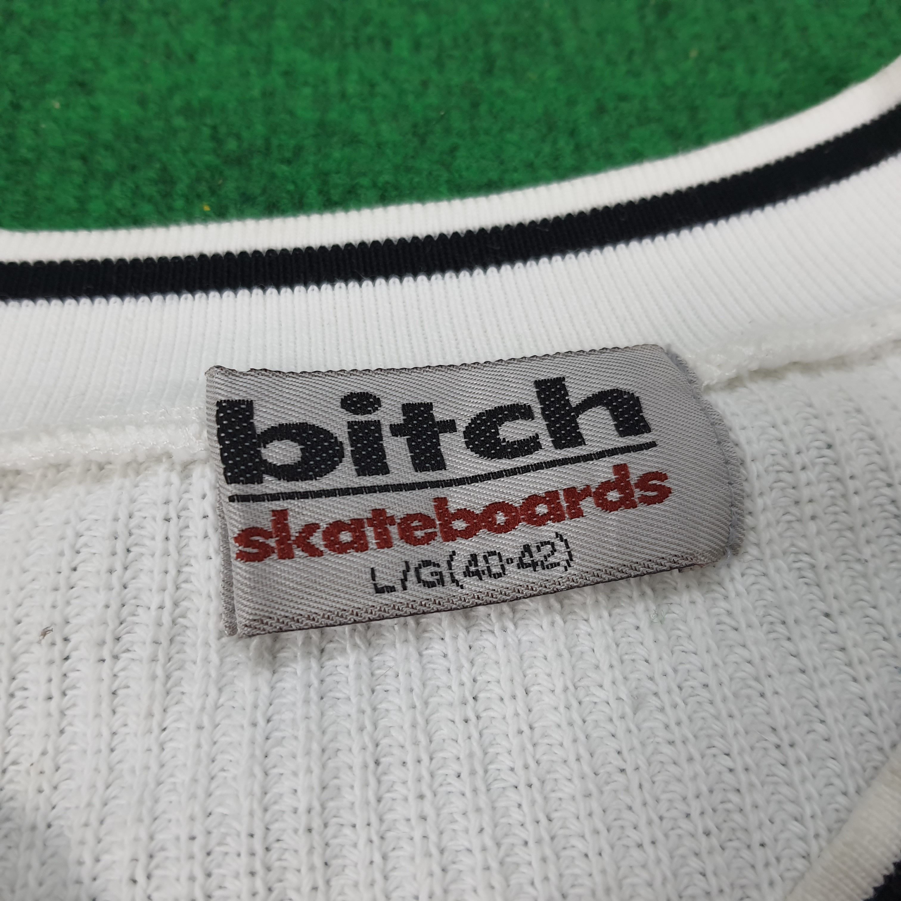 Vintage Vintage Bitch Skateboards Sweatshirt Size US L / EU 52-54 / 3 - 3 Thumbnail