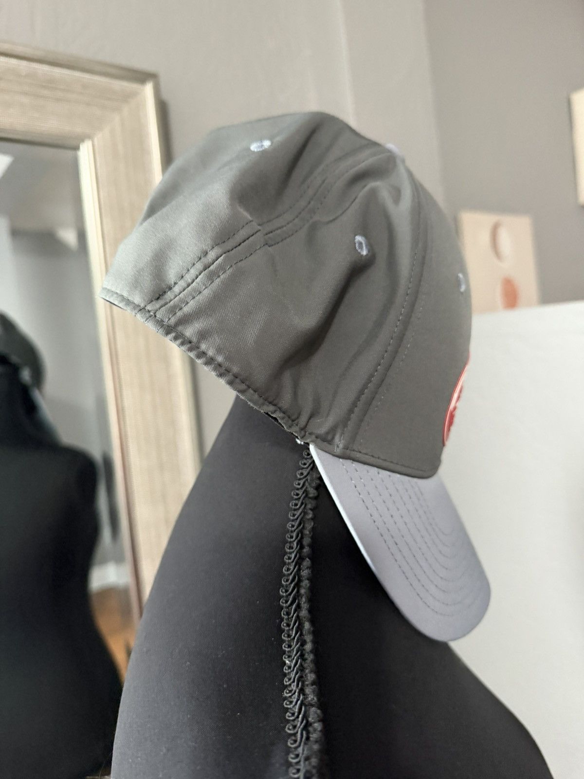Other Fanatics Charcoal Detroit Red Wings Authentic Pro Hat Size ONE SIZE - 4 Thumbnail