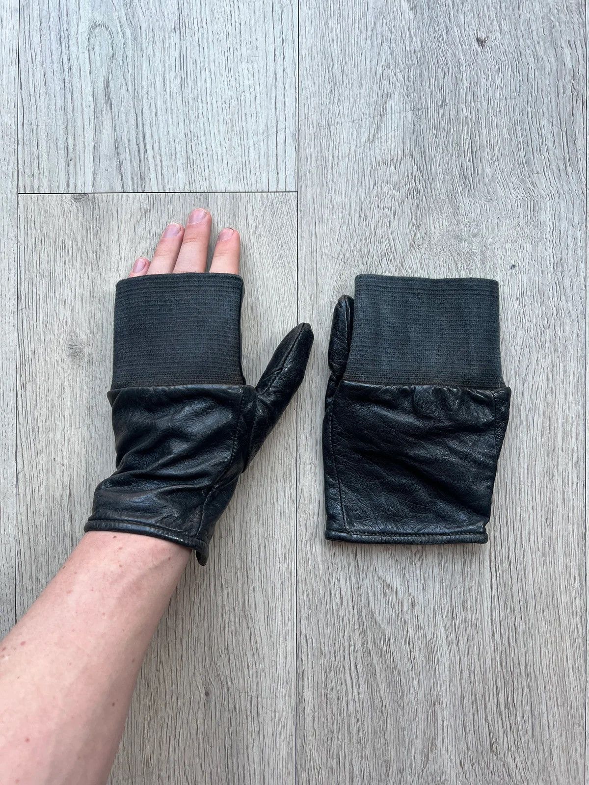 Carol Christian Poell Carol Christian Poell Fingerless Kangaroo Leather Gloves Size ONE SIZE - 4 Thumbnail