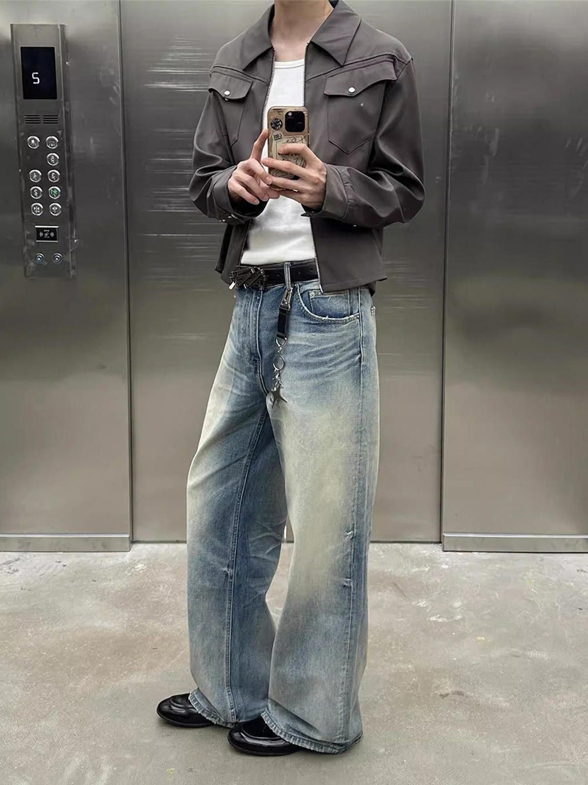 Japanese Brand Light Blue Wide Leg Denim Jeans, Vintage Wash Loose Fit Size US 32 / EU 48 - 3 Thumbnail