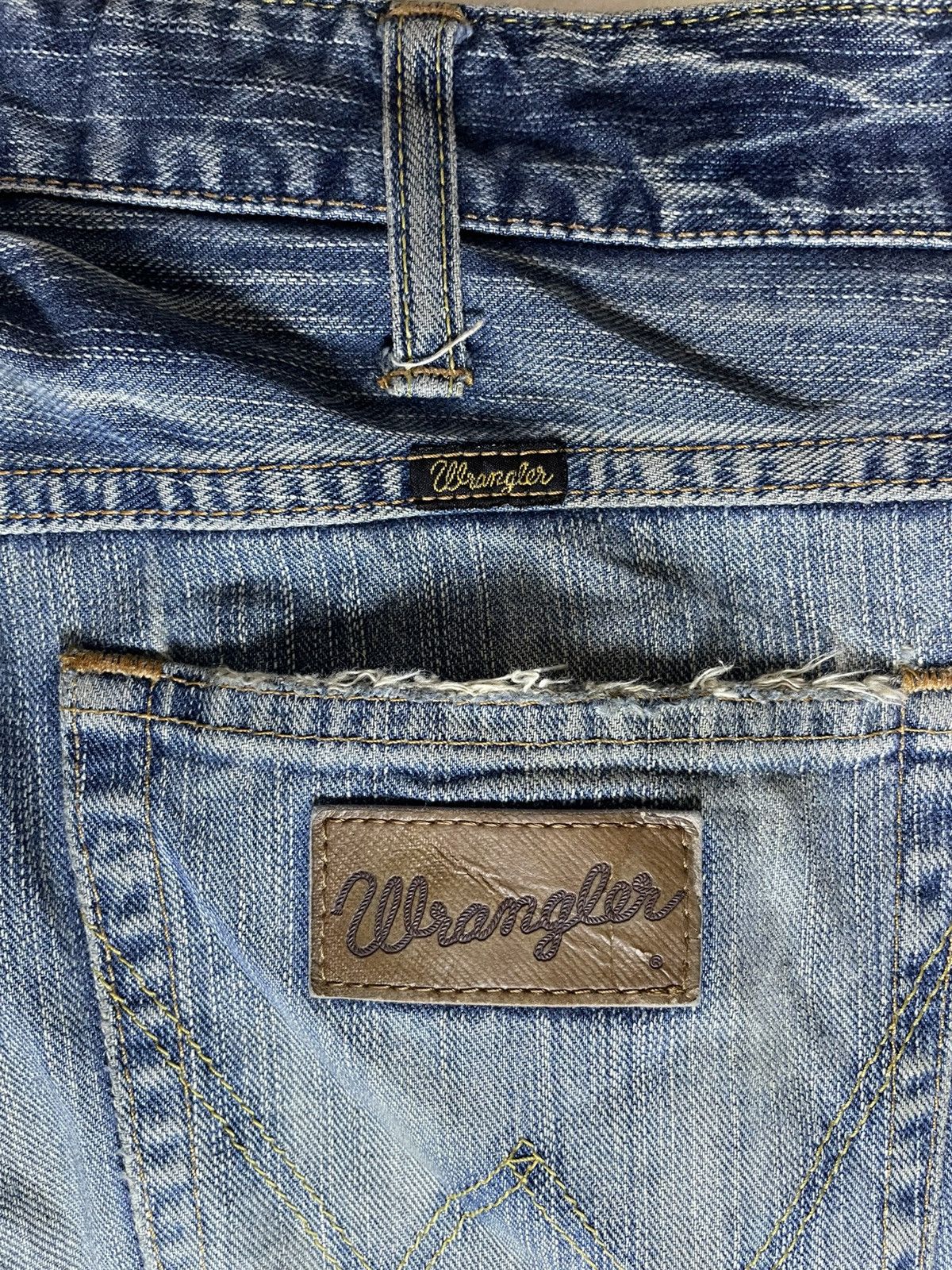 Vintage Wrangler Faded Distress Denim Jeans