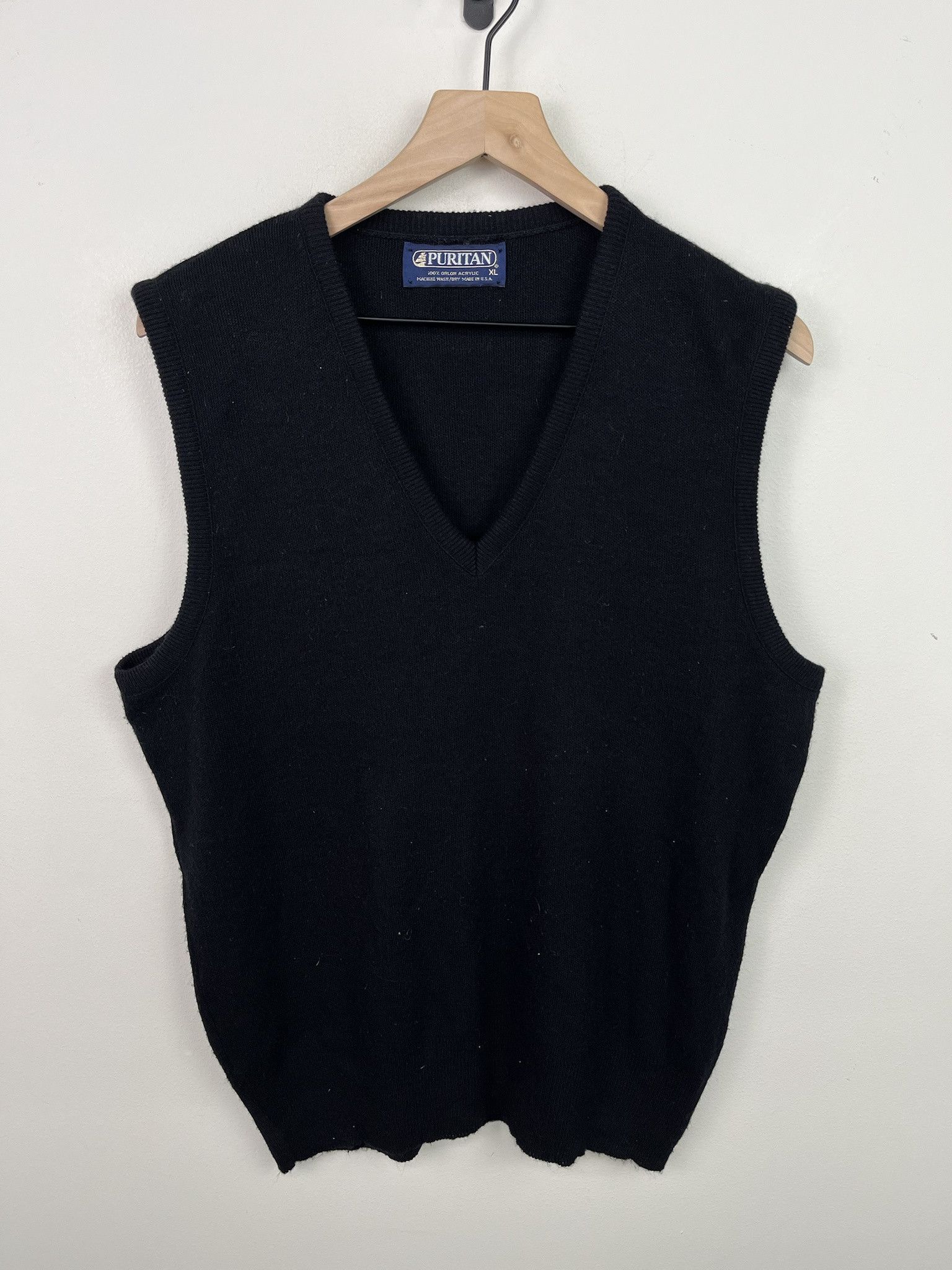 Vintage Vintage 90s Orlon Acrylic Black Knit Vest Size XL Size US XL / EU 56 / 4 - 1 Thumbnail