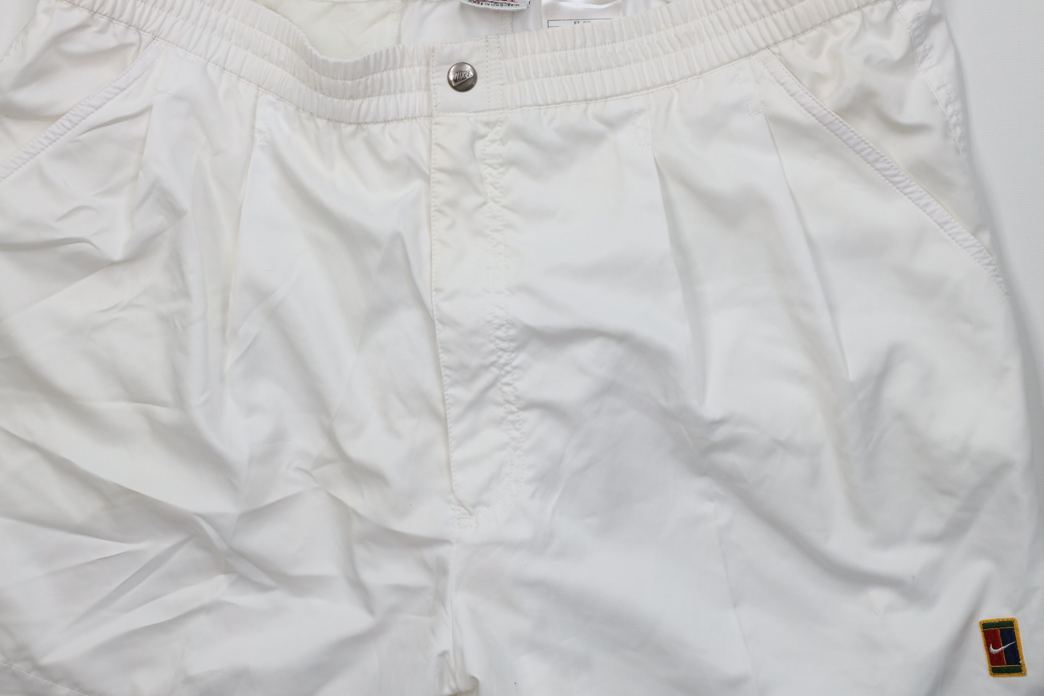 Nike Vintage 90s Nike Challenge Court Above Knee Tennis Shorts Size US 36 / EU 52 - 3 Thumbnail