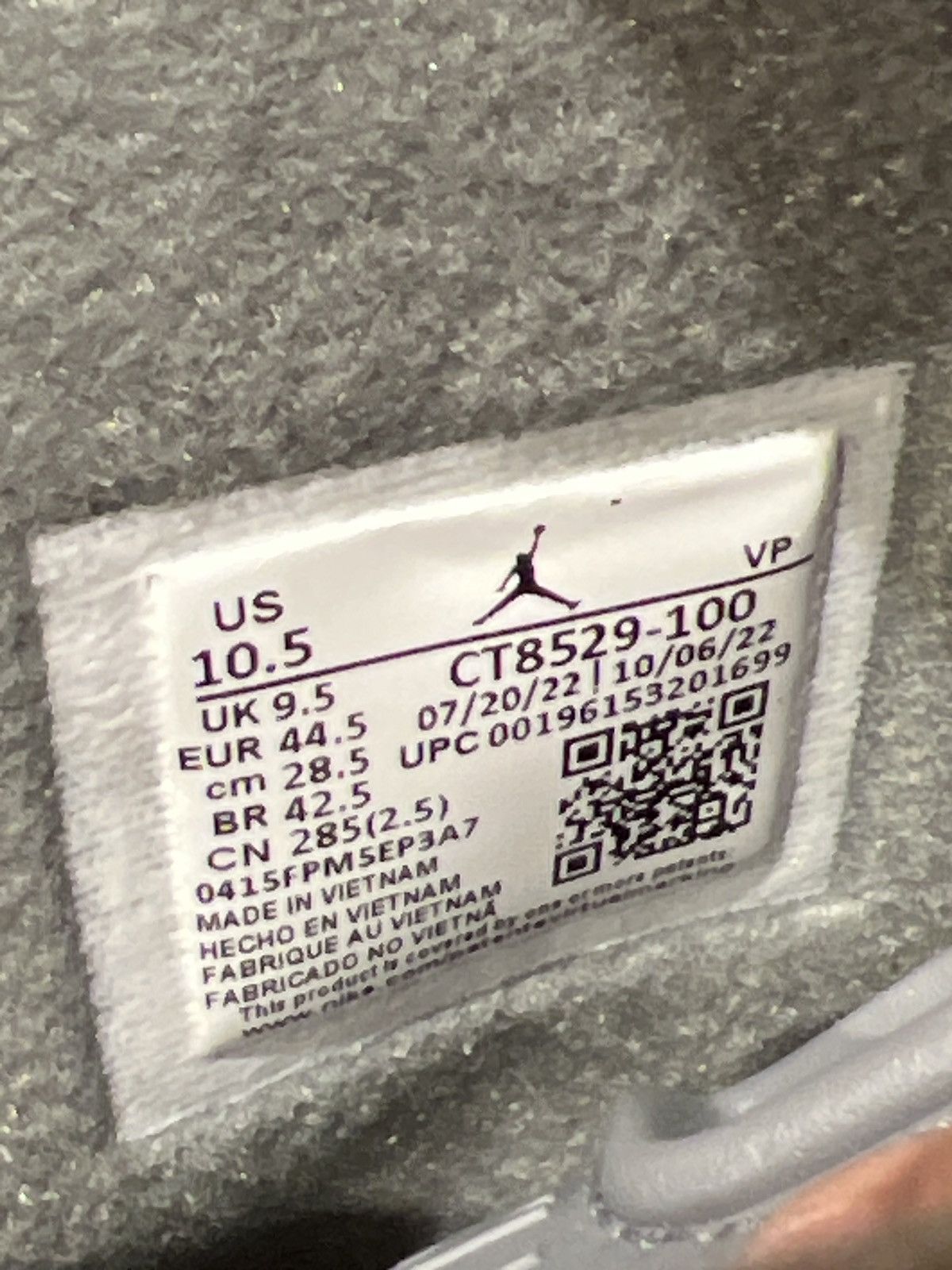Jordan Brand Air Jordan 6 Retro - “Cool Grey” Size US 10.5 / EU 43-44 - 6 Thumbnail