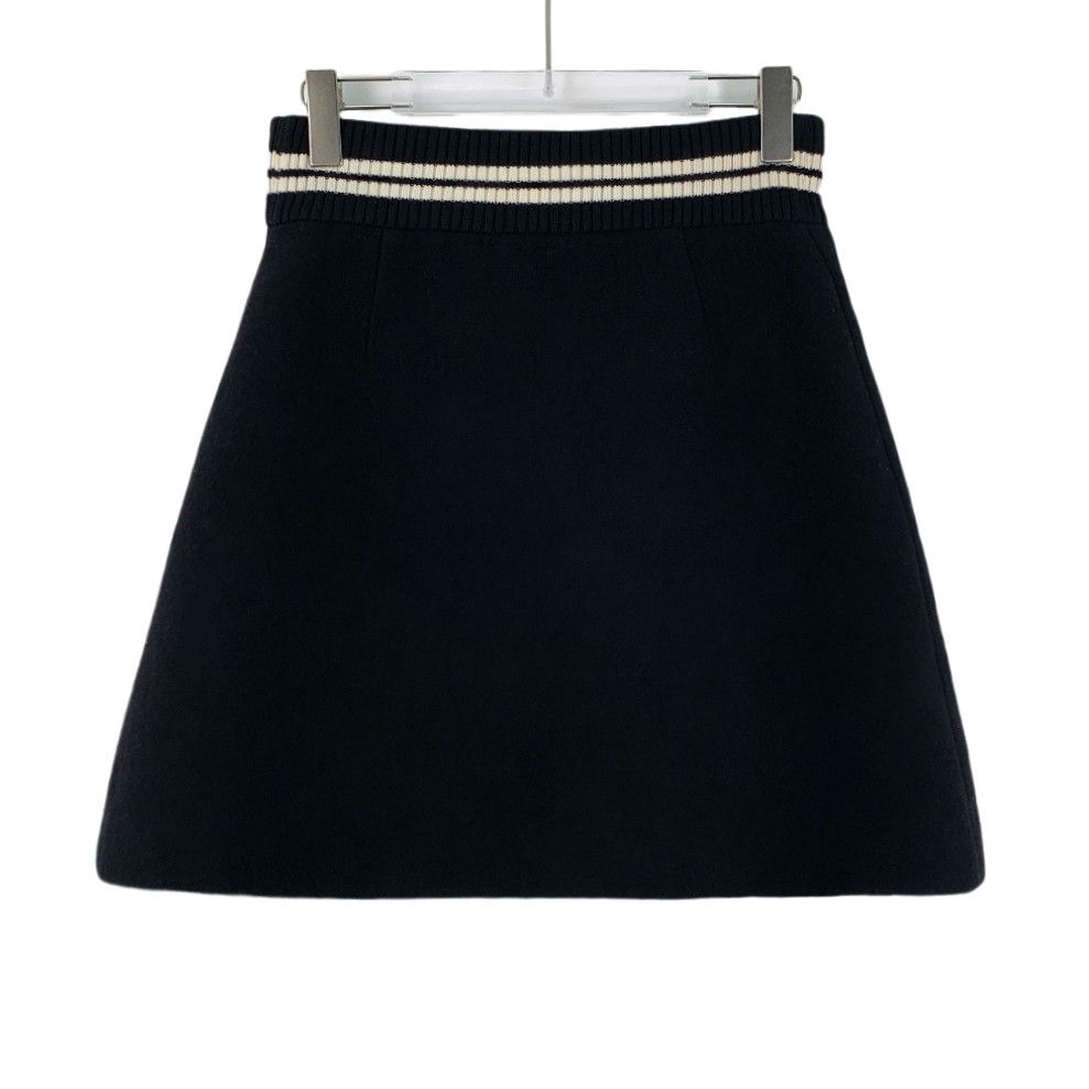 Miu Miu Miu Miu Knit Skirt Black Wool Buttoned Midi (Size M) Size 27" / US 4 / IT 40 - 8 Thumbnail