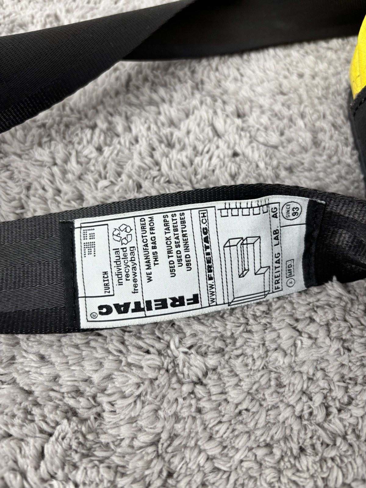 Freitag × Japanese Brand Freitag Recycled Messenger Crossbody Bag Size ONE SIZE - 23 Thumbnail
