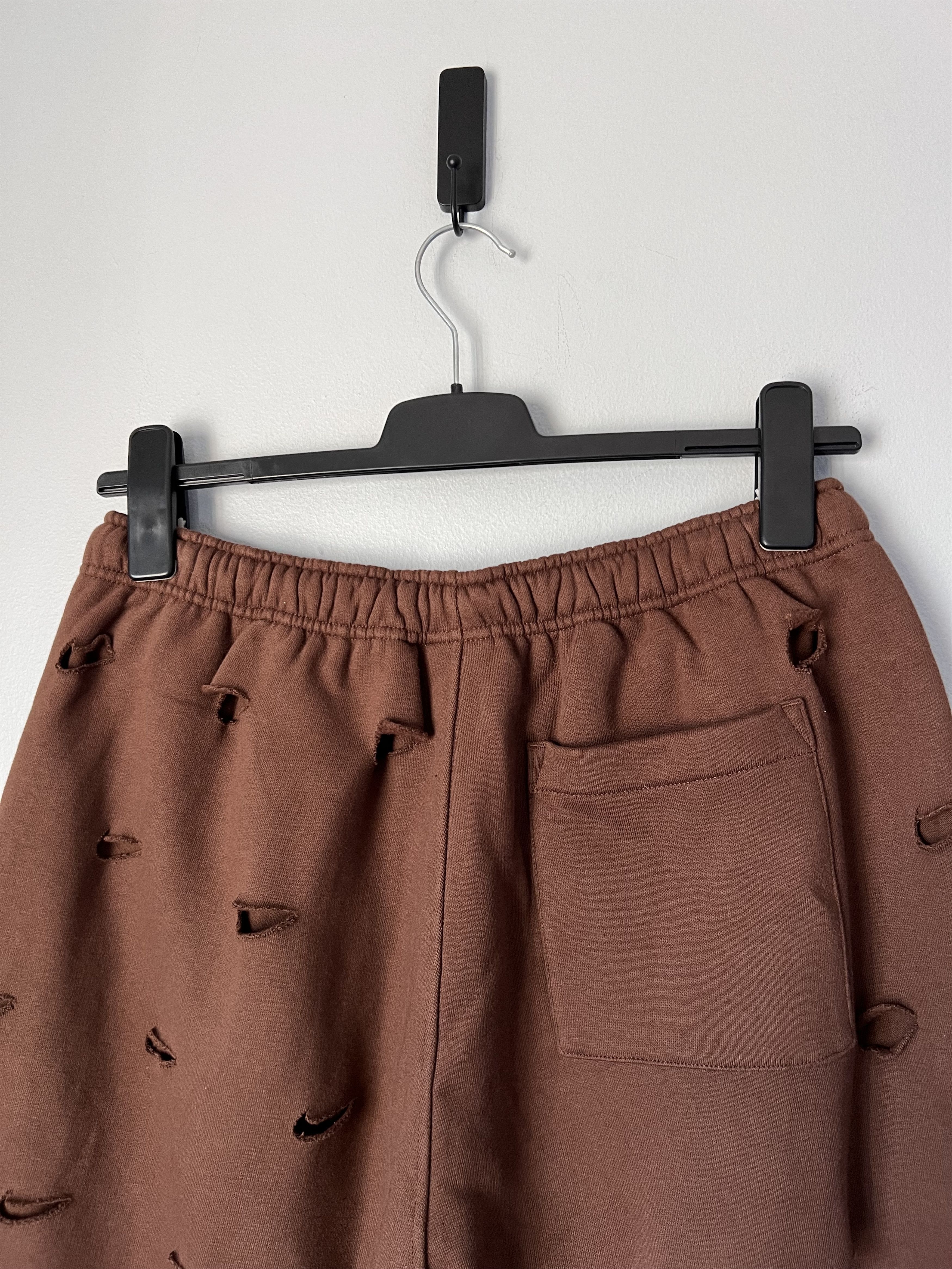 Jacquemus × Nike Jacquemus Nike Le Swoosh Jogging Sweatpants in Brown Size US 32 / EU 48 - 5 Thumbnail