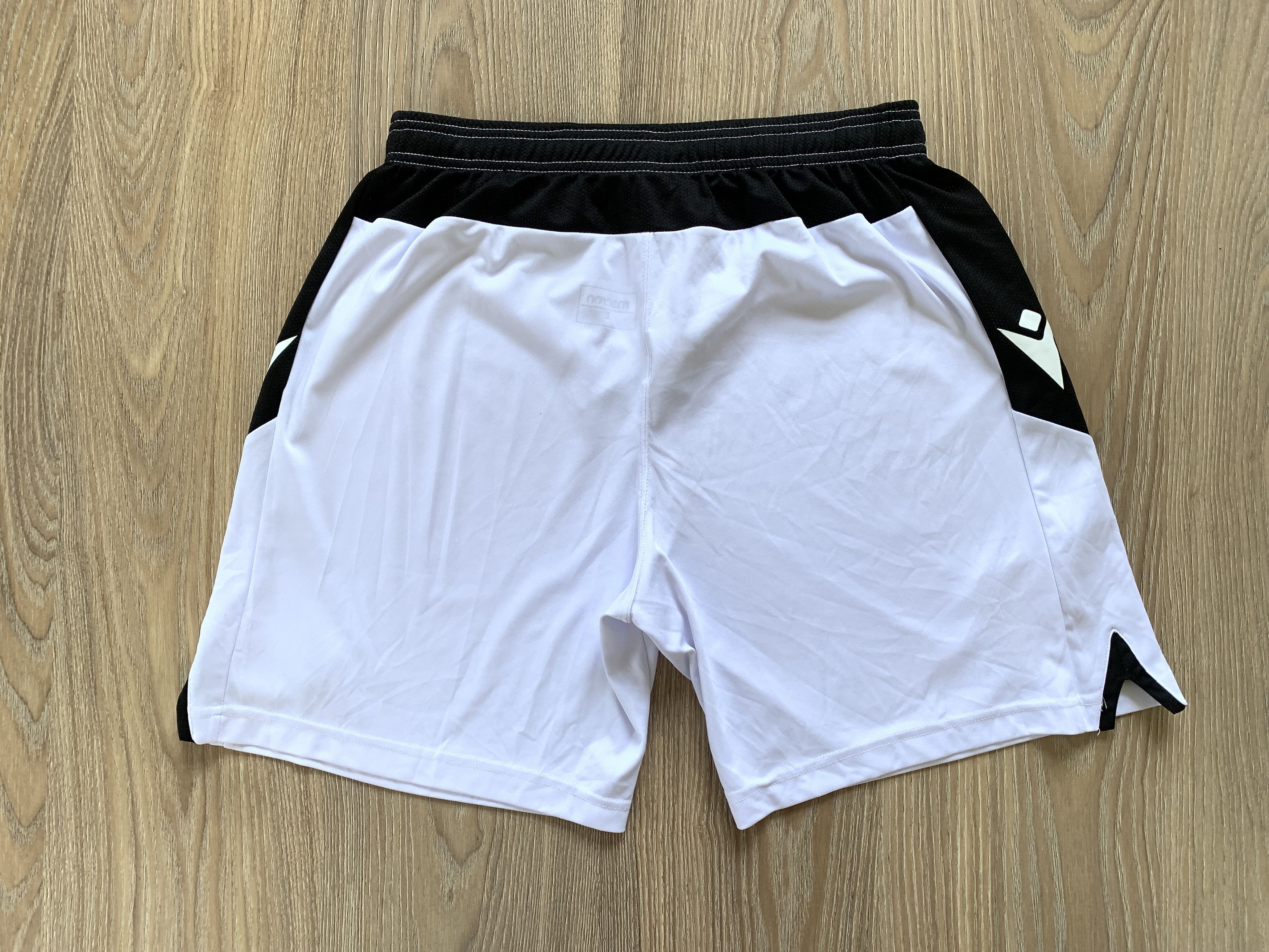Macron × Vintage Macron Queen's Park FC Soccer Shorts Size US 33 - 3 Thumbnail